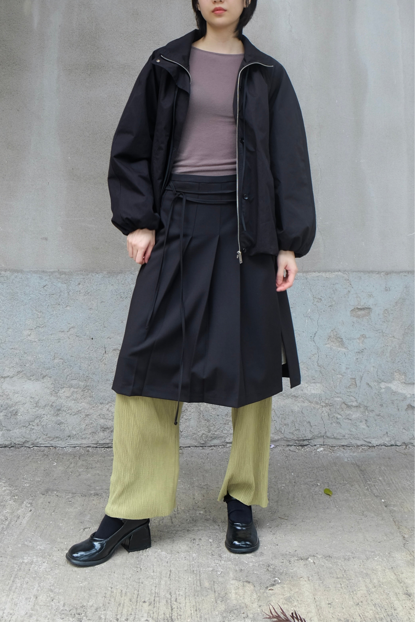 ✨推!"Winona" Double-layer Slit & Pleated Skirt (Black)