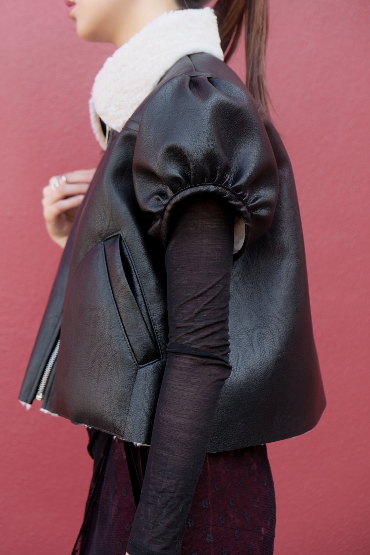 ✨推!"Lana" Puff Sleeve Faux Leather Jacket (Black)