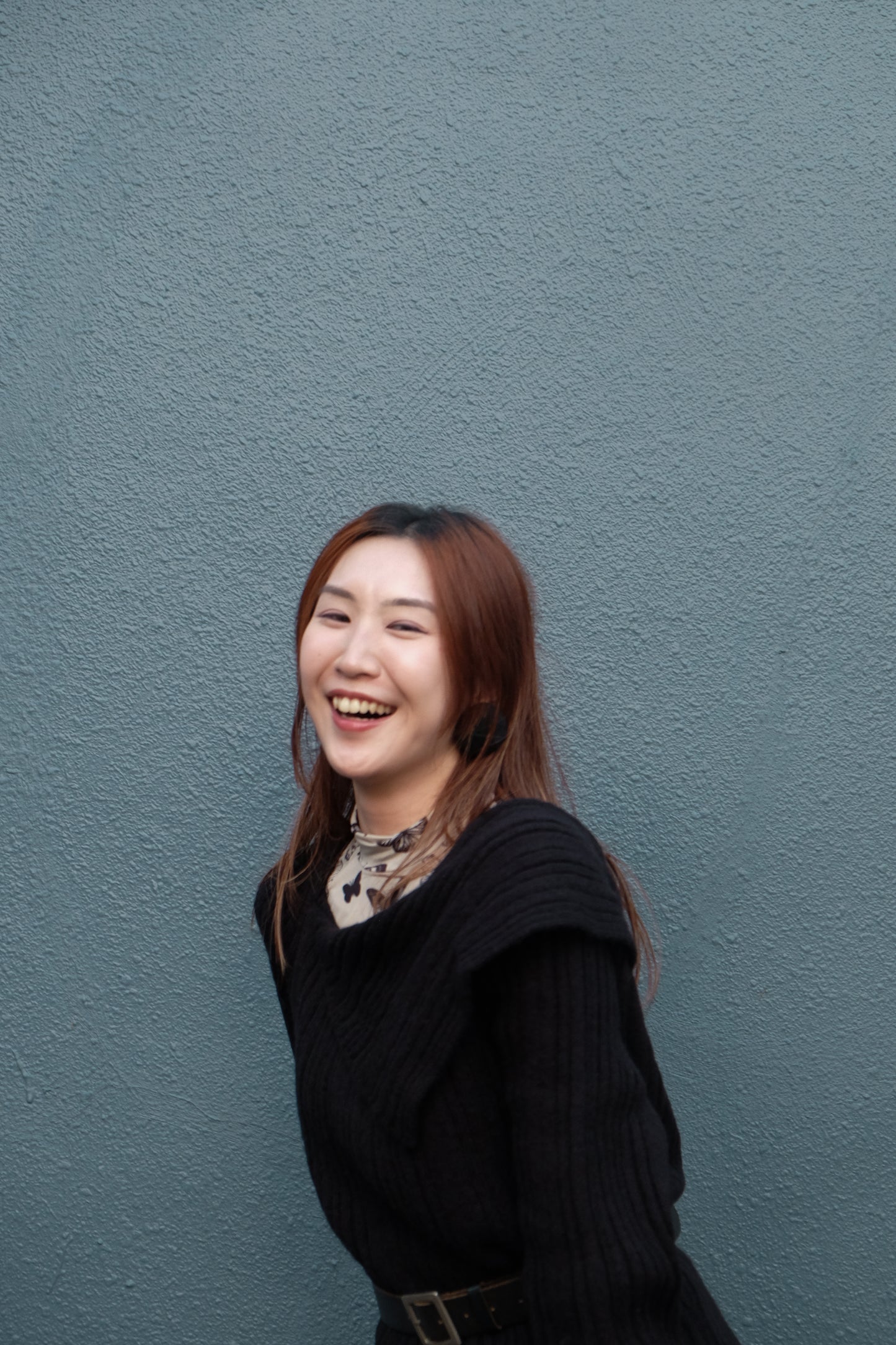 "Big Boy" Off-shoulder Wool Top (Black)