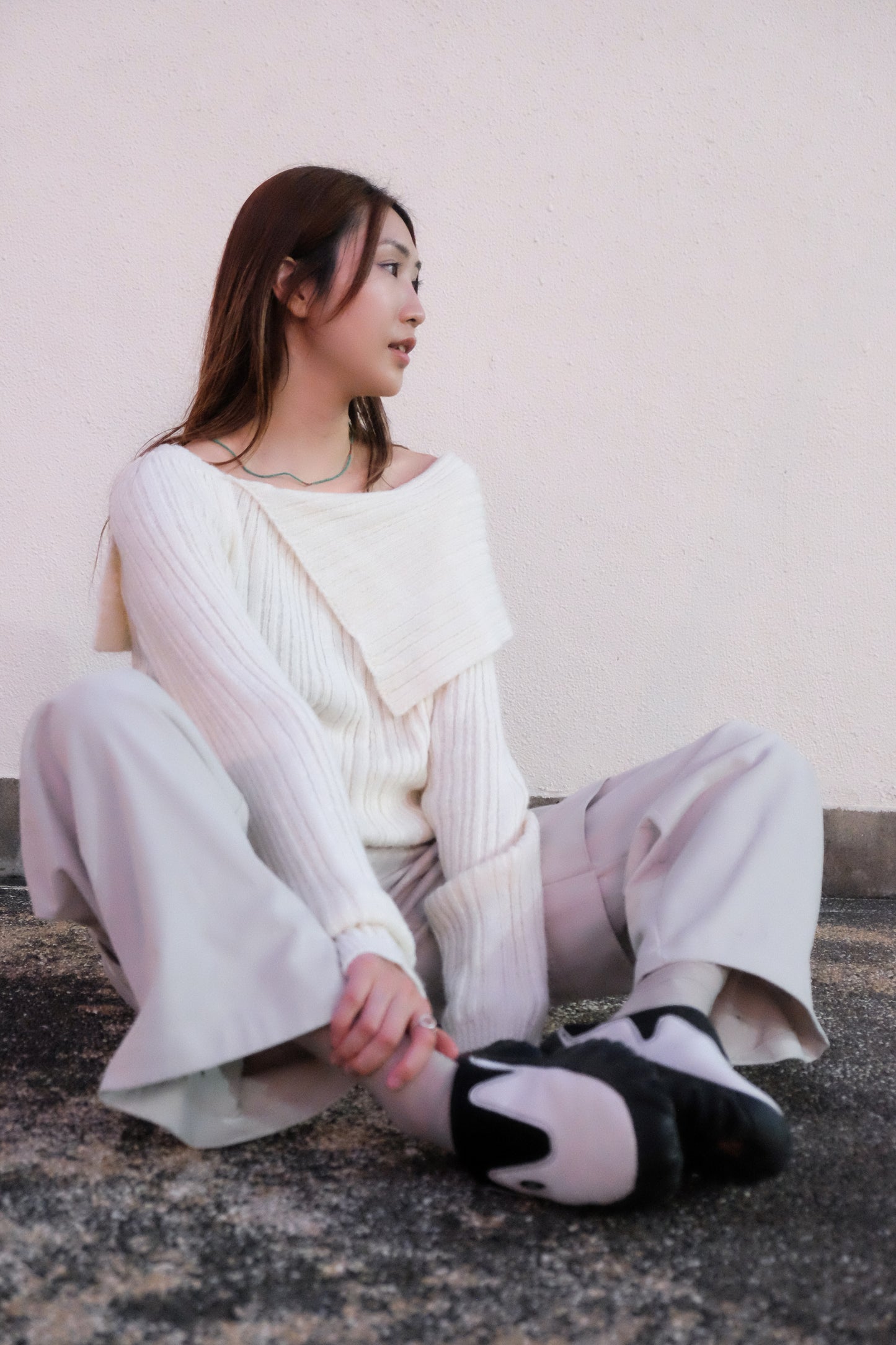 "Big Boy" Off-shoulder Wool Top (Cream)