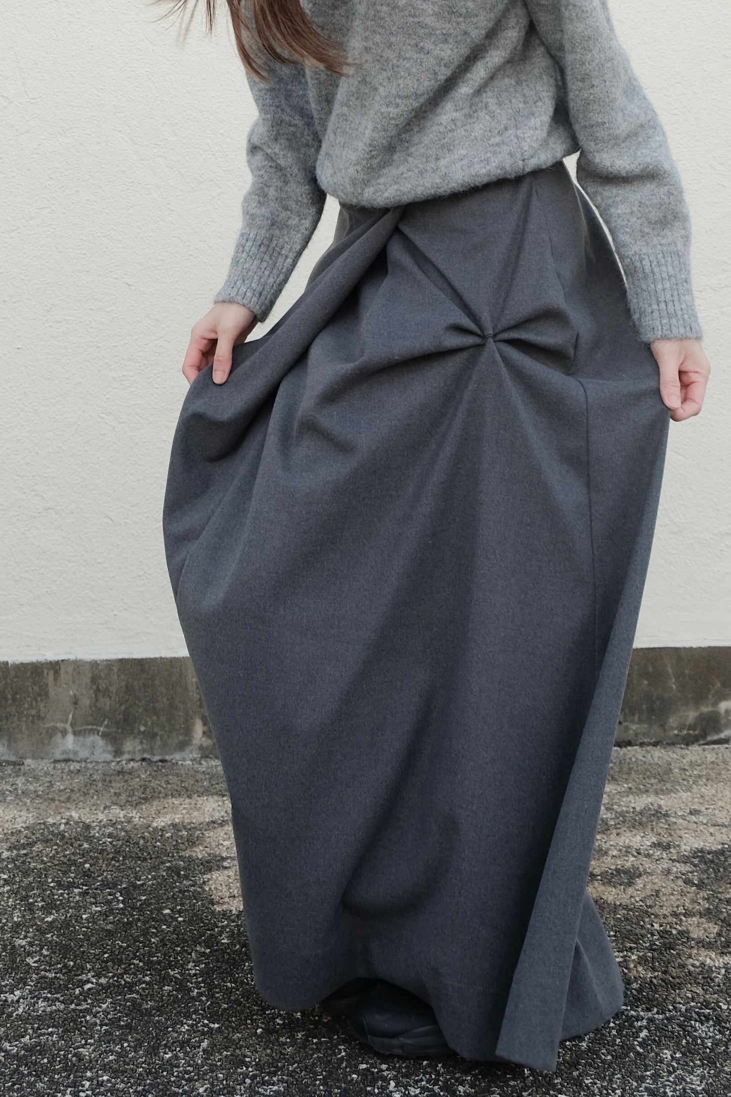 "Dahlia" 3D Bows Skirt (Grey)