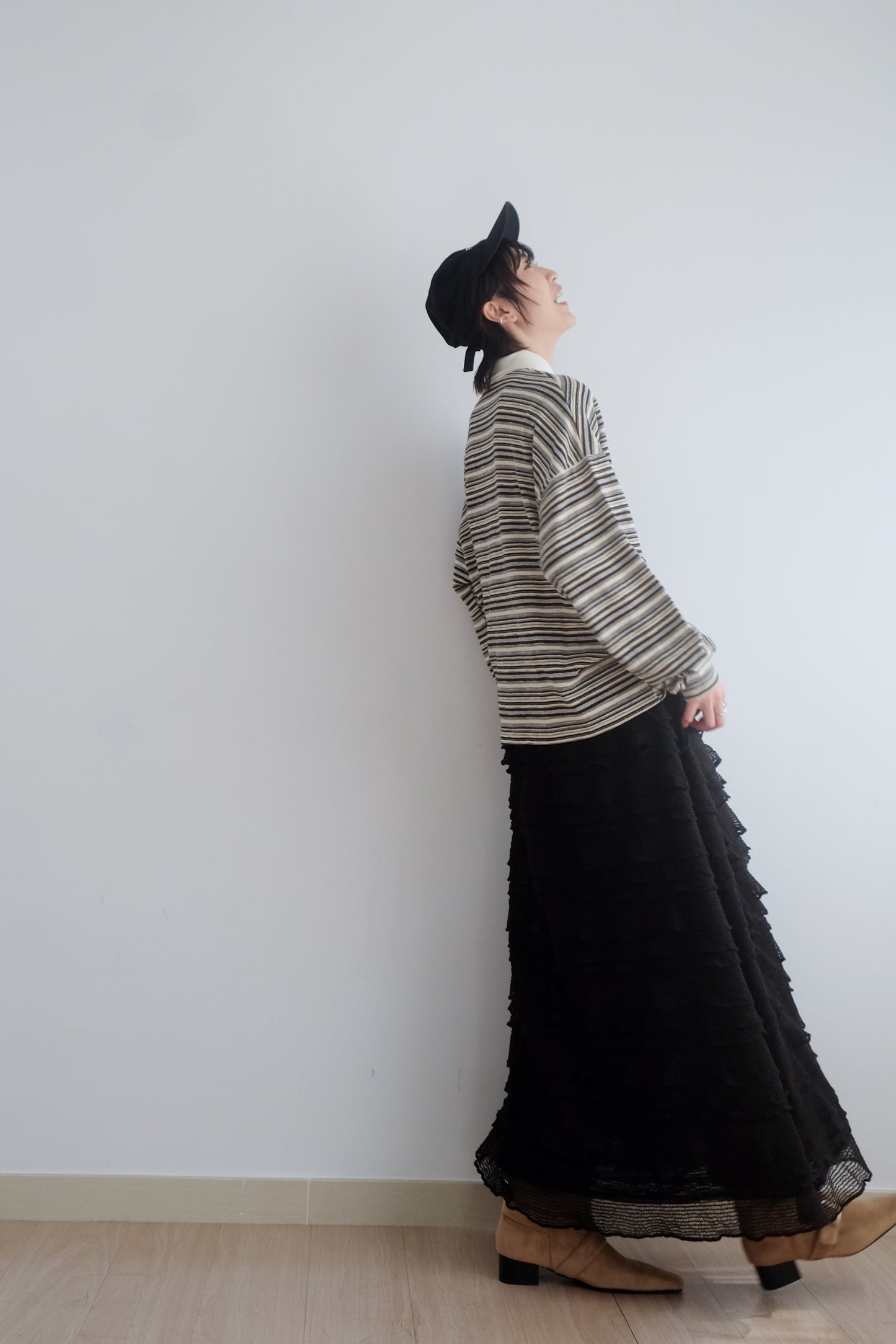 "Crepe Cake" Knit Ruffles Skirt (Black)