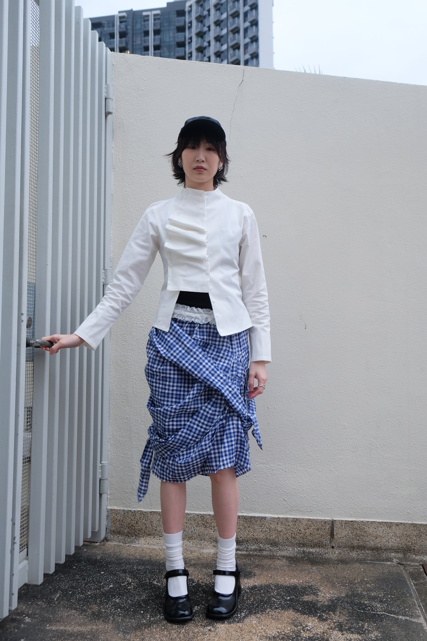 Victorian Flexible-button Blouse (Ivory)