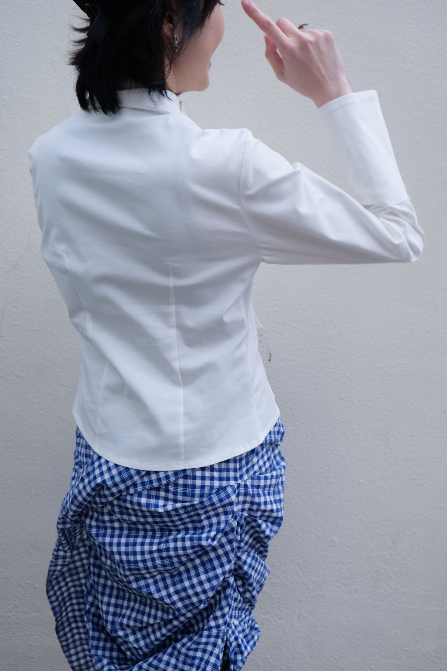 Victorian Flexible-button Blouse (Ivory)