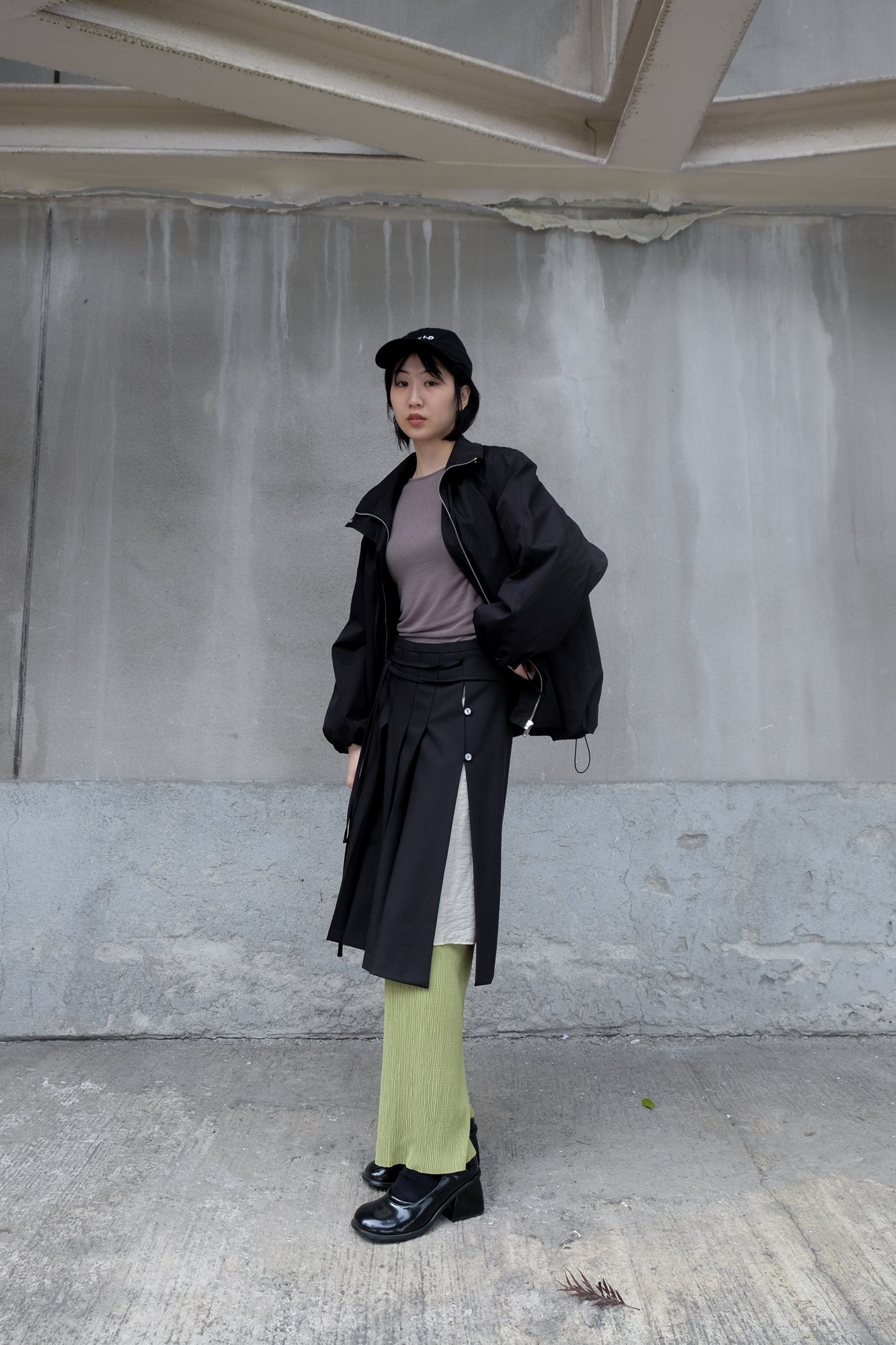 ✨推!"Winona" Double-layer Slit & Pleated Skirt (Black)
