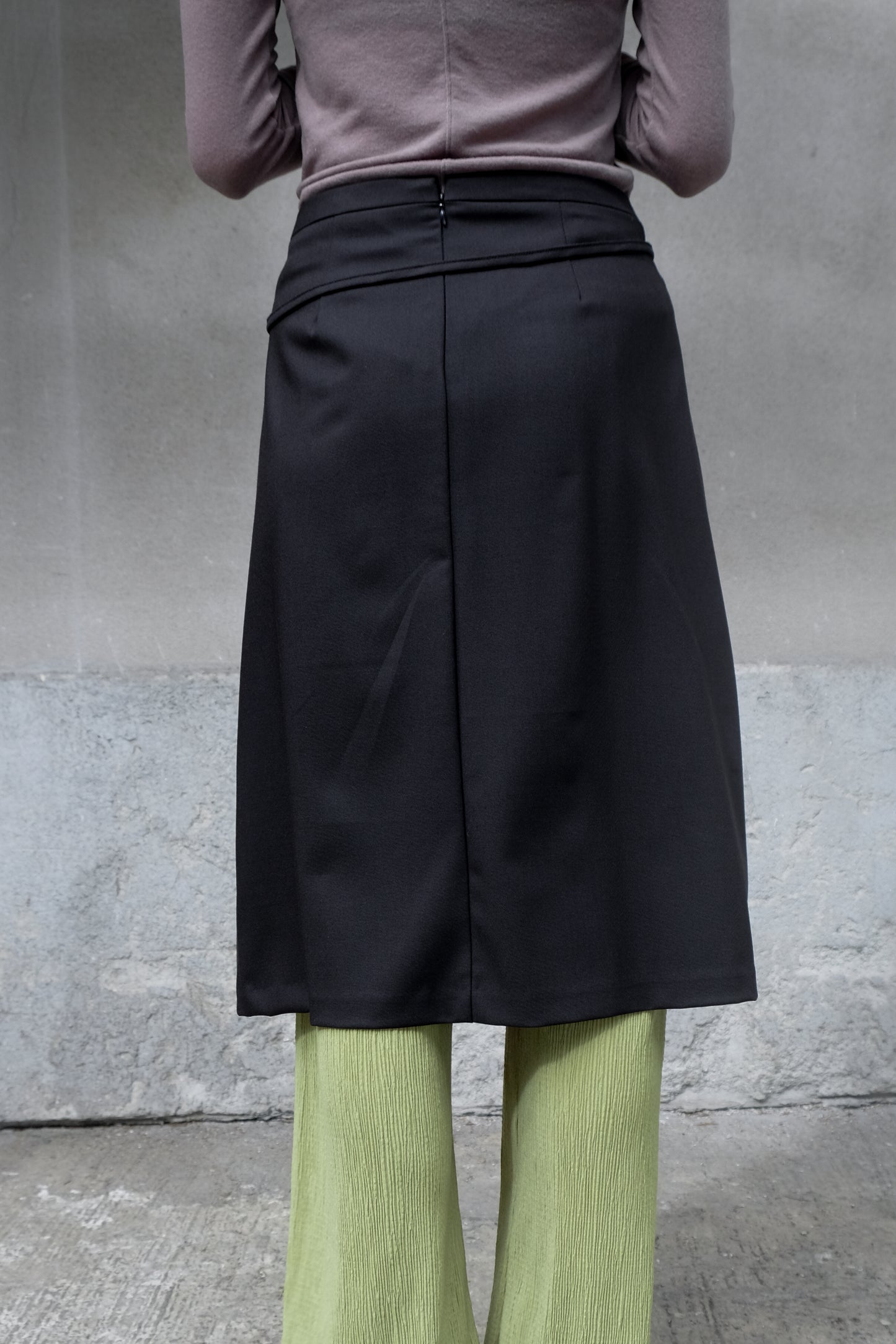 ✨推!"Winona" Double-layer Slit & Pleated Skirt (Black)