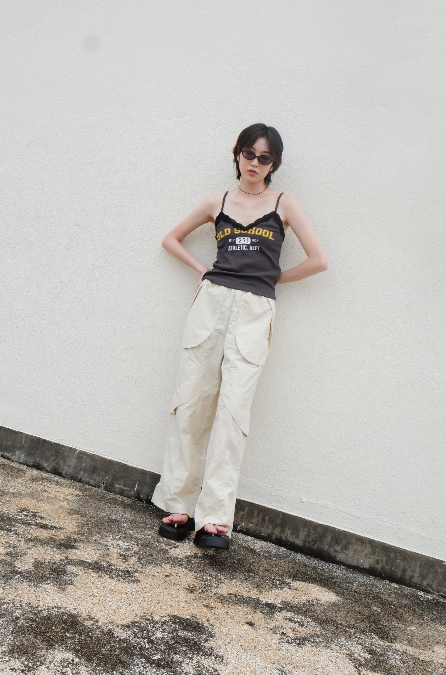 ✨推!"Old School" Lace Cami (Charcoal)