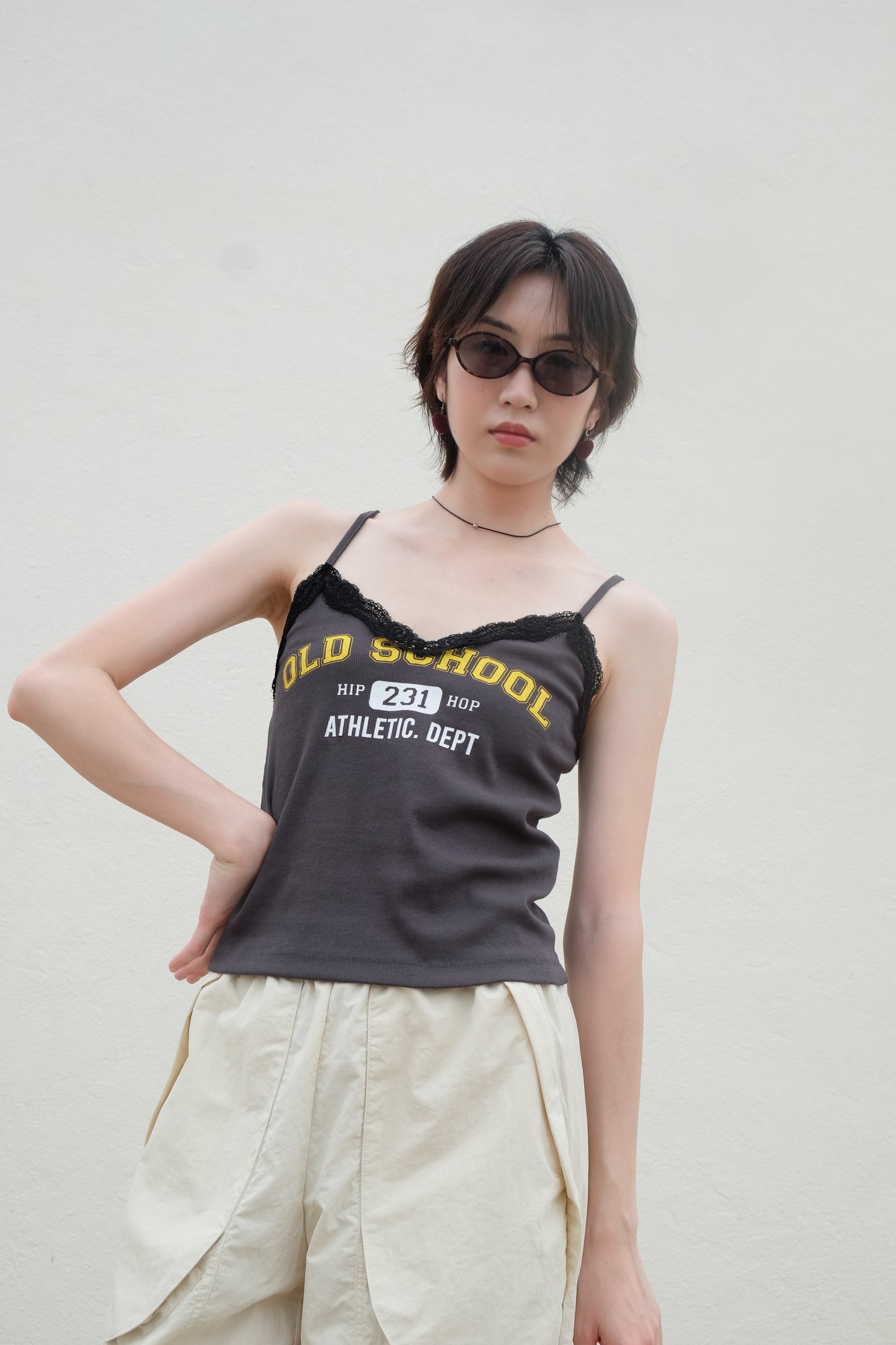 ✨推!"Old School" Lace Cami (Charcoal)