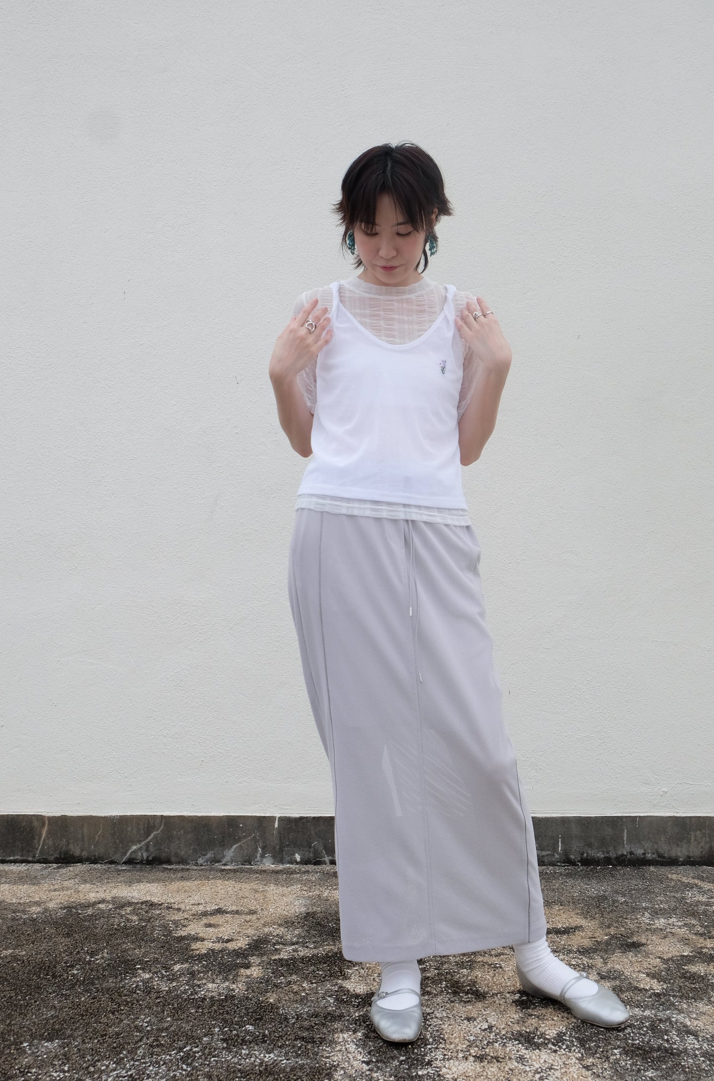 ✨推!Flower Embroidery Mesh Tank Top (White)