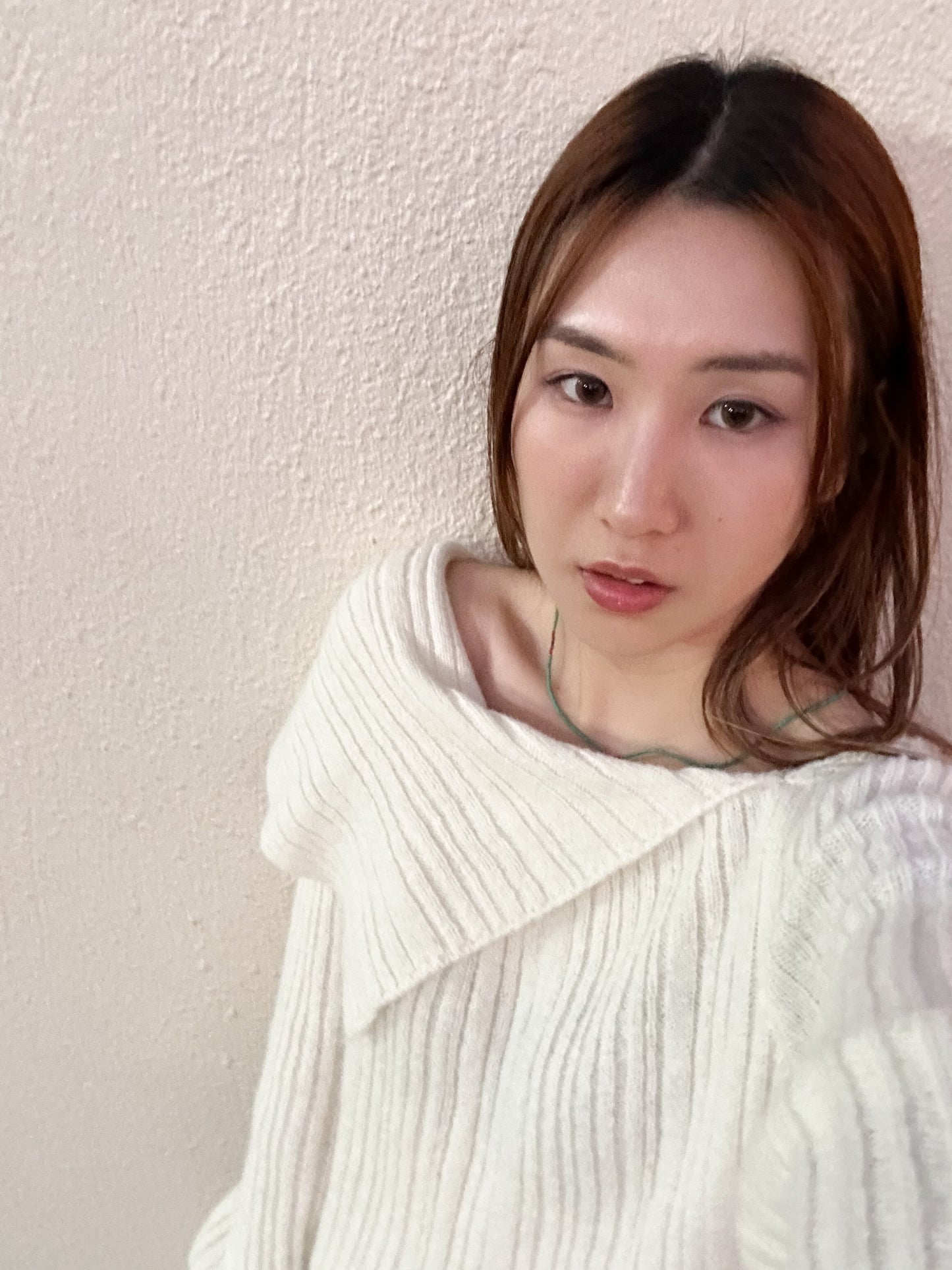 "Big Boy" Off-shoulder Wool Top (Cream)
