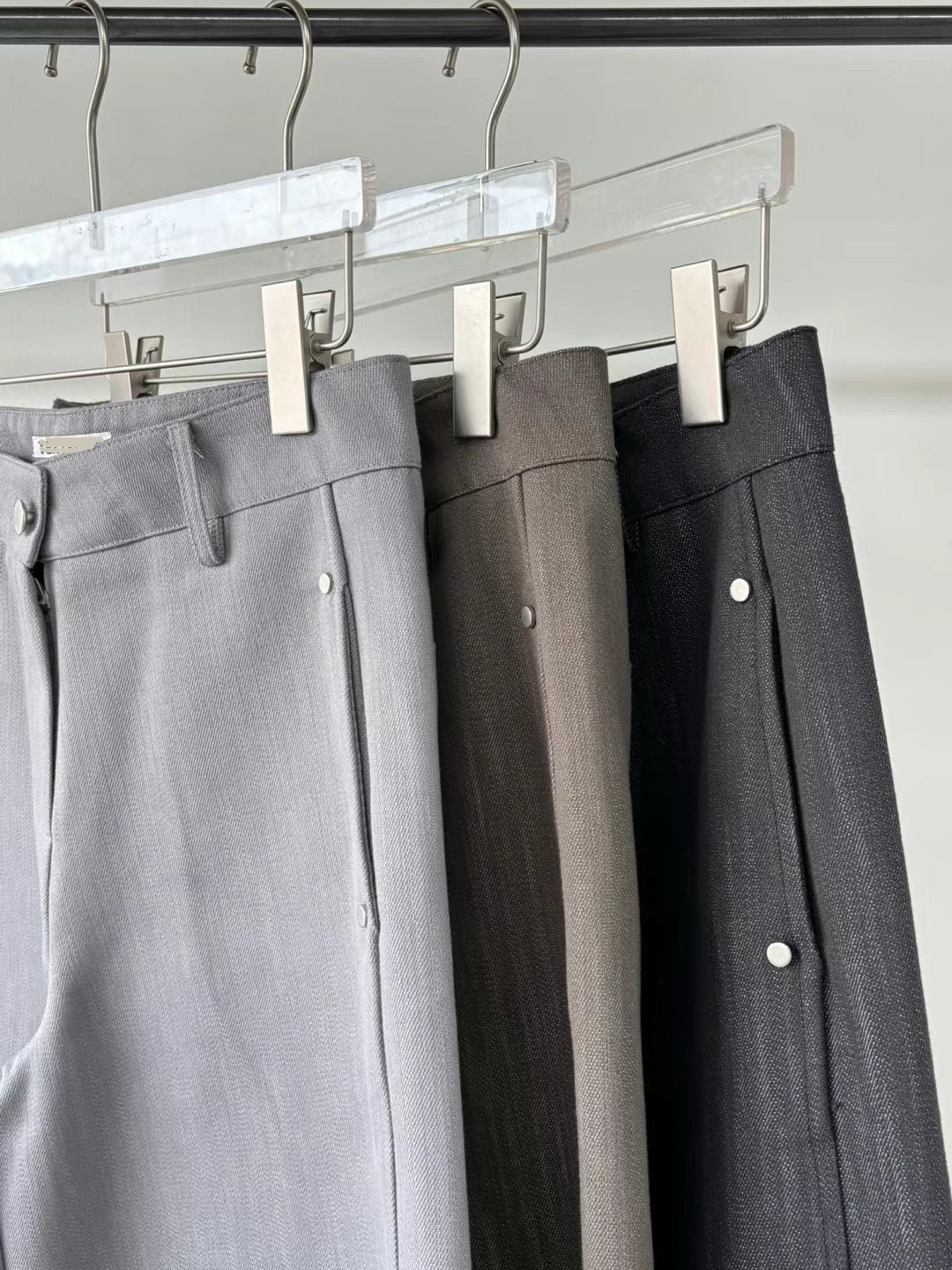 ✨推!"Strokes" Studded Relaxed Pants (3 Colours)