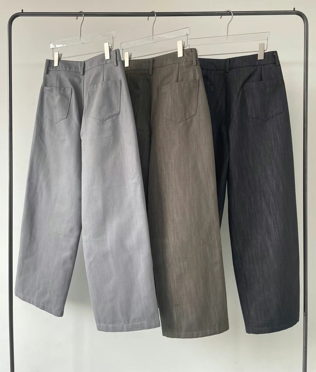 ✨推!"Strokes" Studded Relaxed Pants (3 Colours)