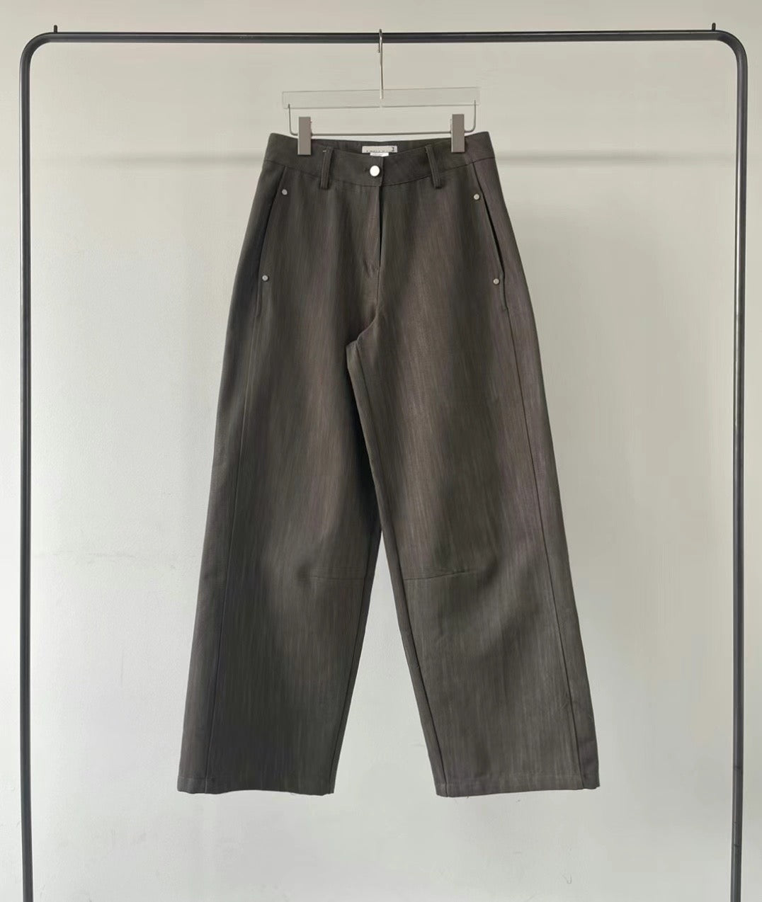 ✨推!"Strokes" Studded Relaxed Pants (3 Colours)