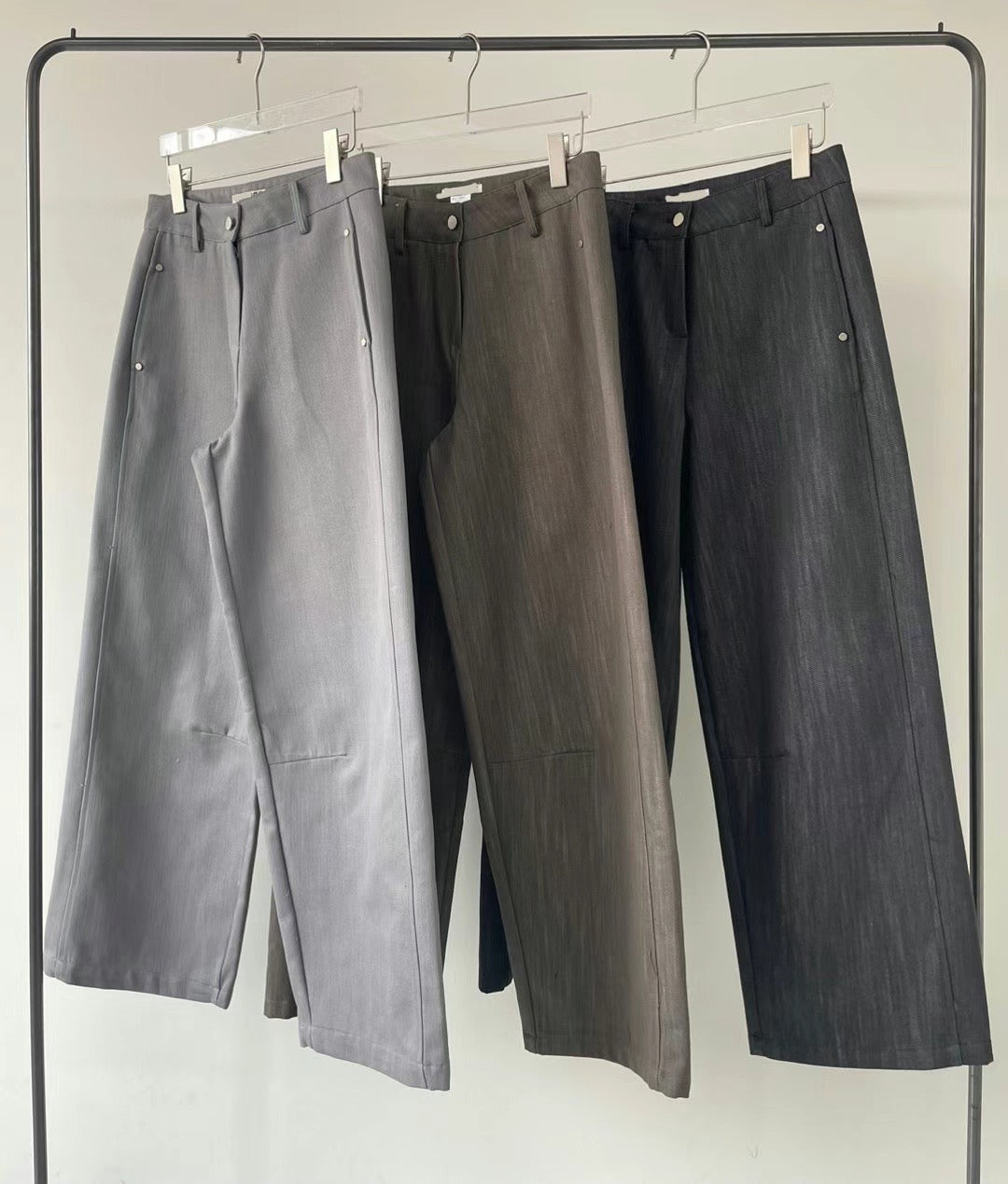 ✨推!"Strokes" Studded Relaxed Pants (3 Colours)