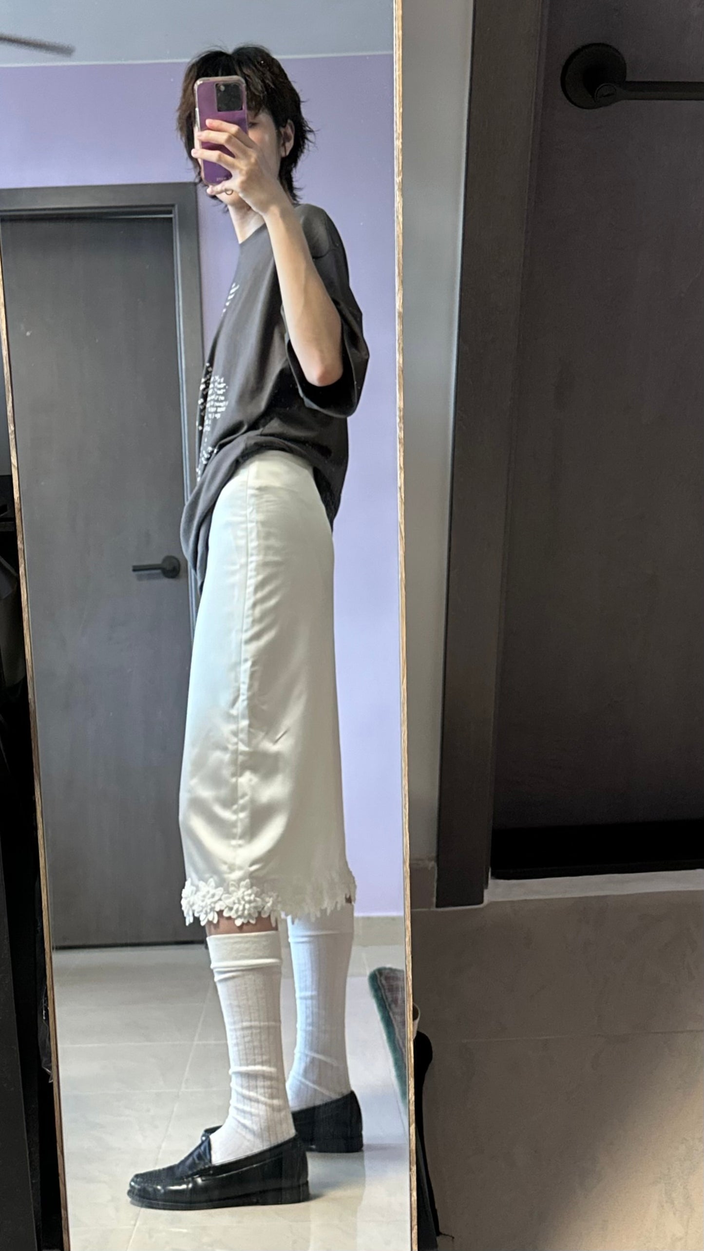 ✨推!"Mia" 3D Water Lily Satin Skirt (White)