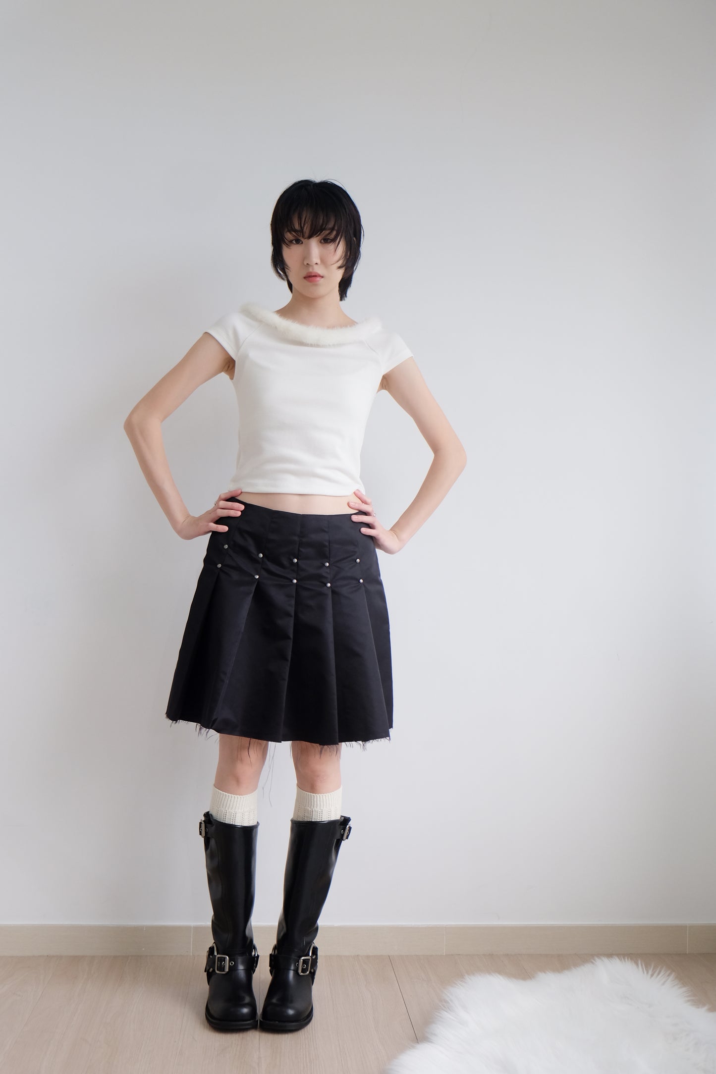 “La Belle" Furry Round Neck Tee (Ivory)