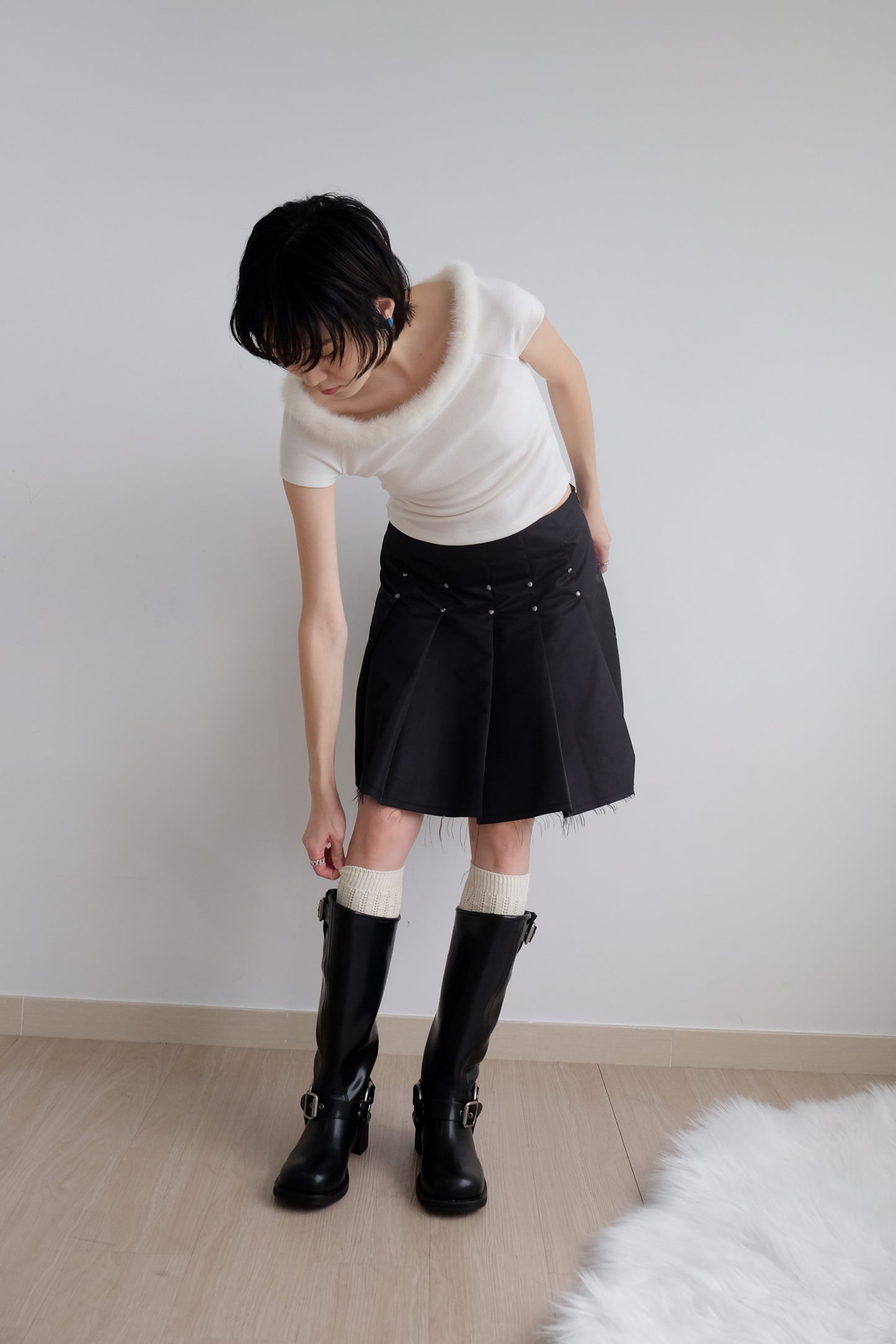 “La Belle" Furry Round Neck Tee (Ivory)