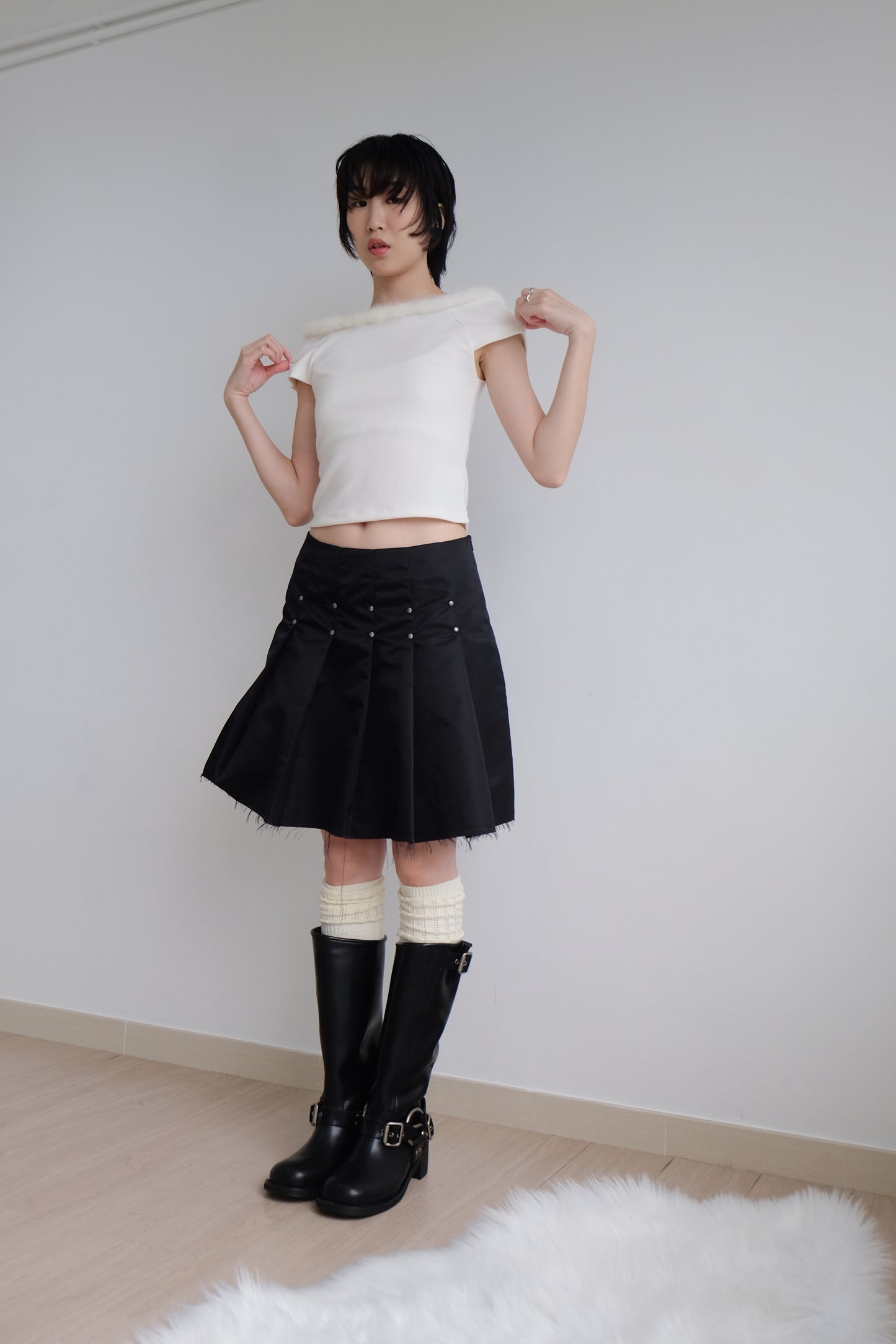“La Belle" Furry Round Neck Tee (Ivory)