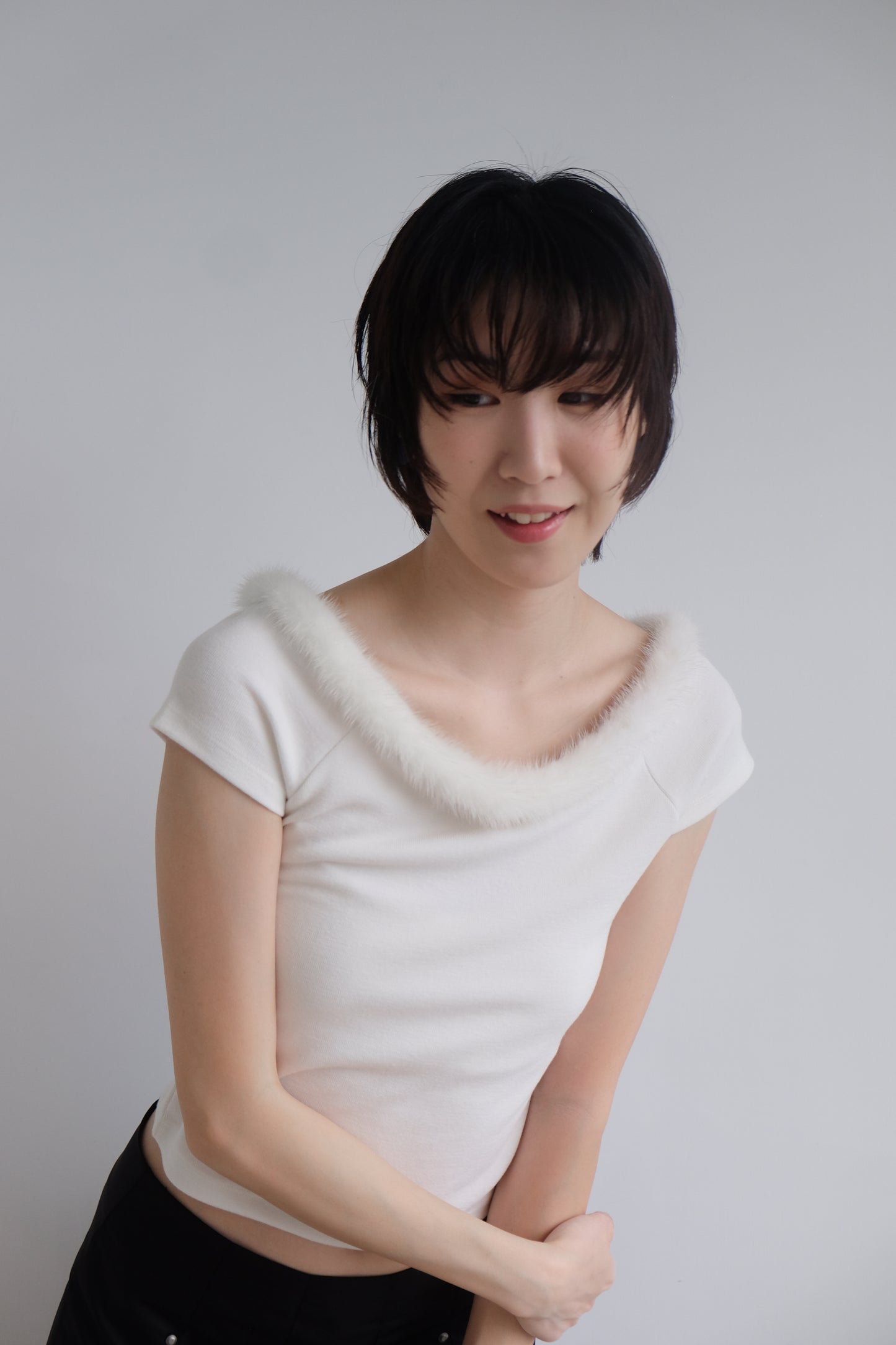 “La Belle" Furry Round Neck Tee (Ivory)
