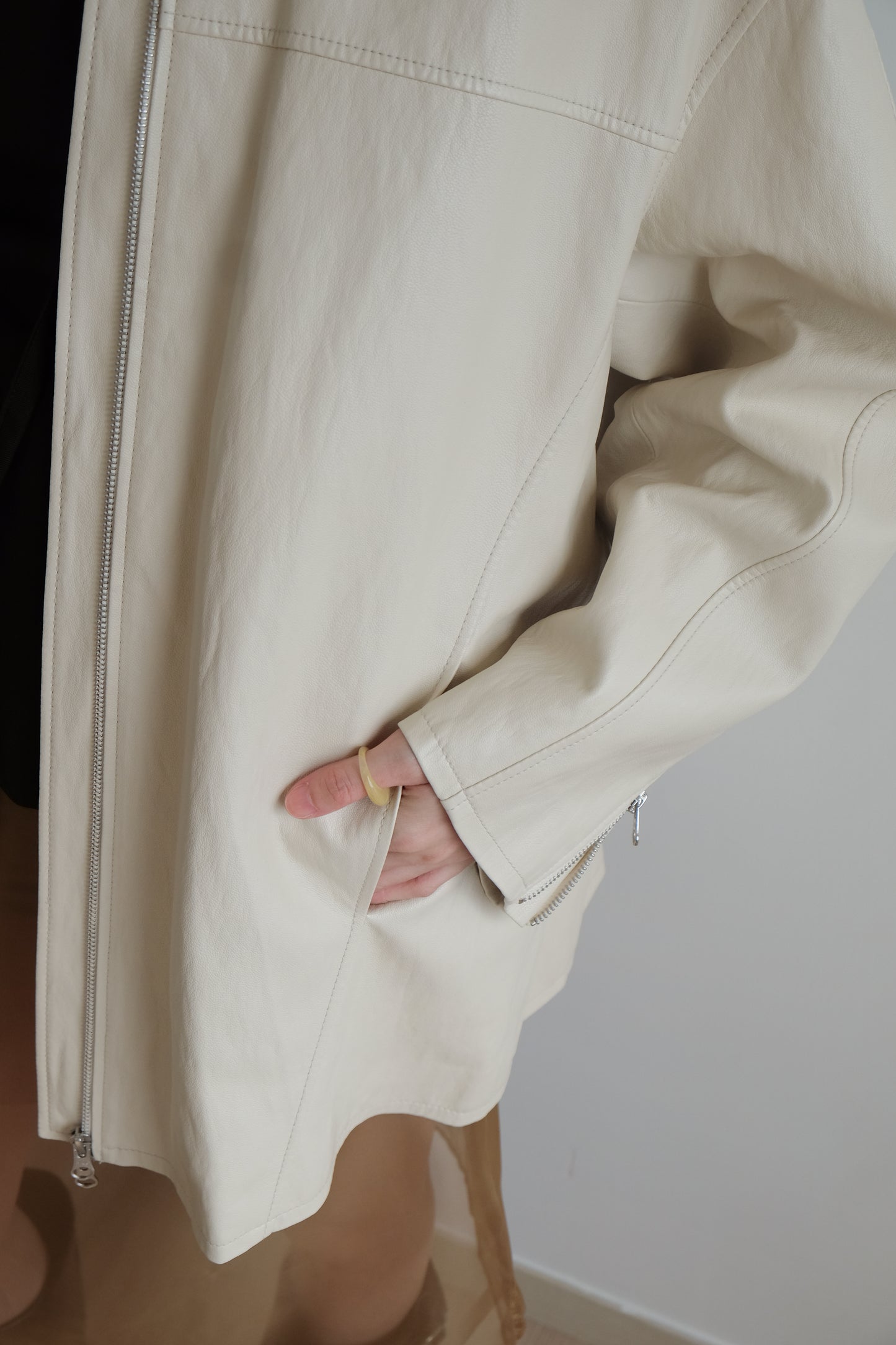 ✨推！Minimal Zips PU Leather Jacket (Cream)