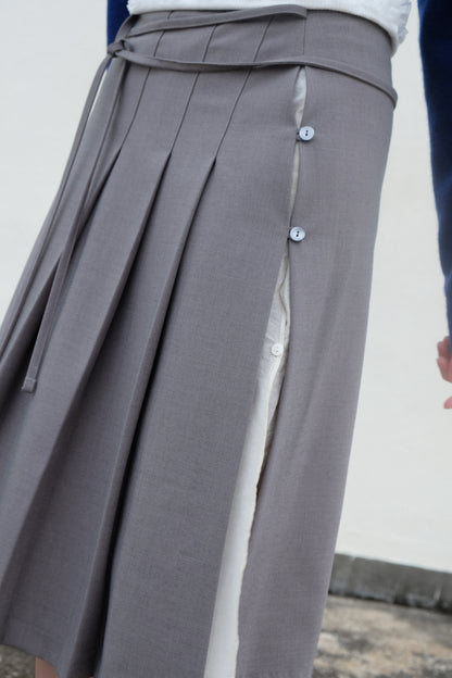 ✨推！"Winona" Double-layer Slit & Pleated Skirt (Grey)