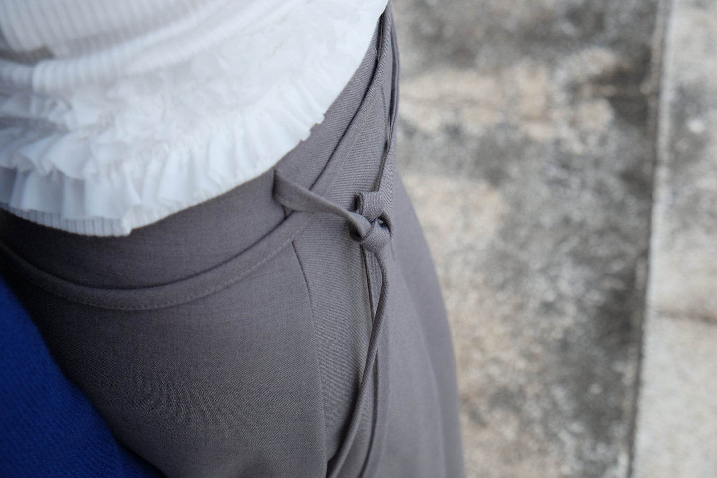 ✨推！"Winona" Double-layer Slit & Pleated Skirt (Grey)