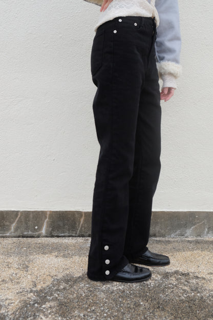 ✨推！"Ellie" Buttoned Bootcut Jeans
