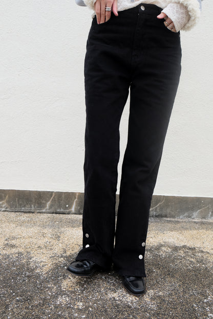 ✨推！"Ellie" Buttoned Bootcut Jeans
