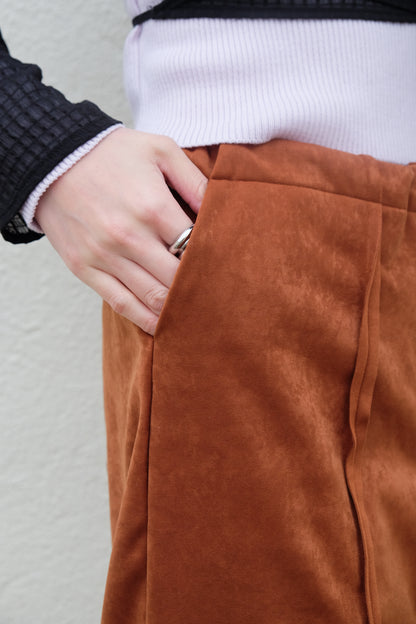 Suede Raw Trimming Pants (Camel)