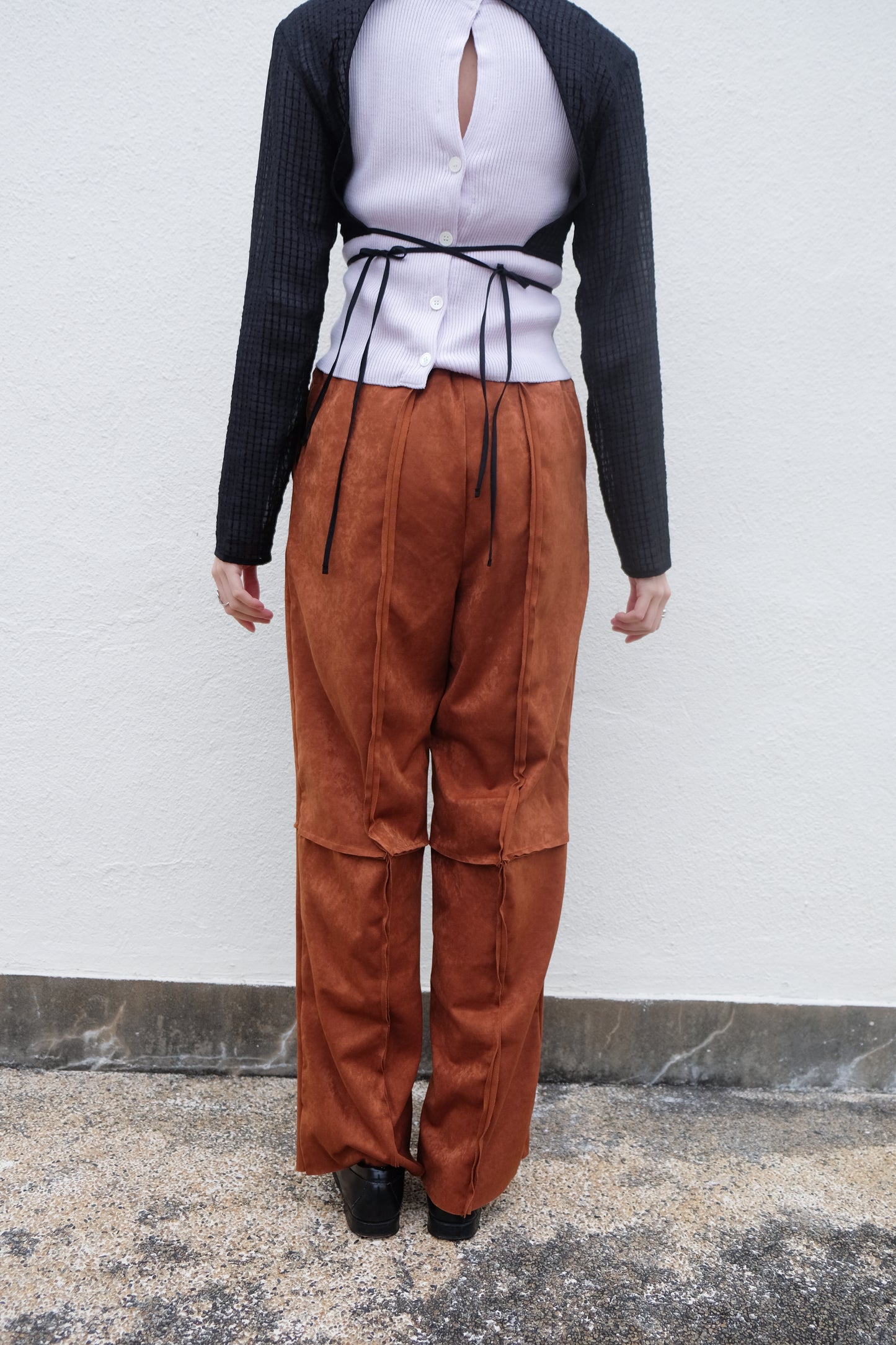 Suede Raw Trimming Pants (Camel)