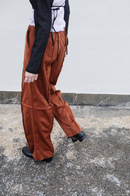 Suede Raw Trimming Pants (Camel)