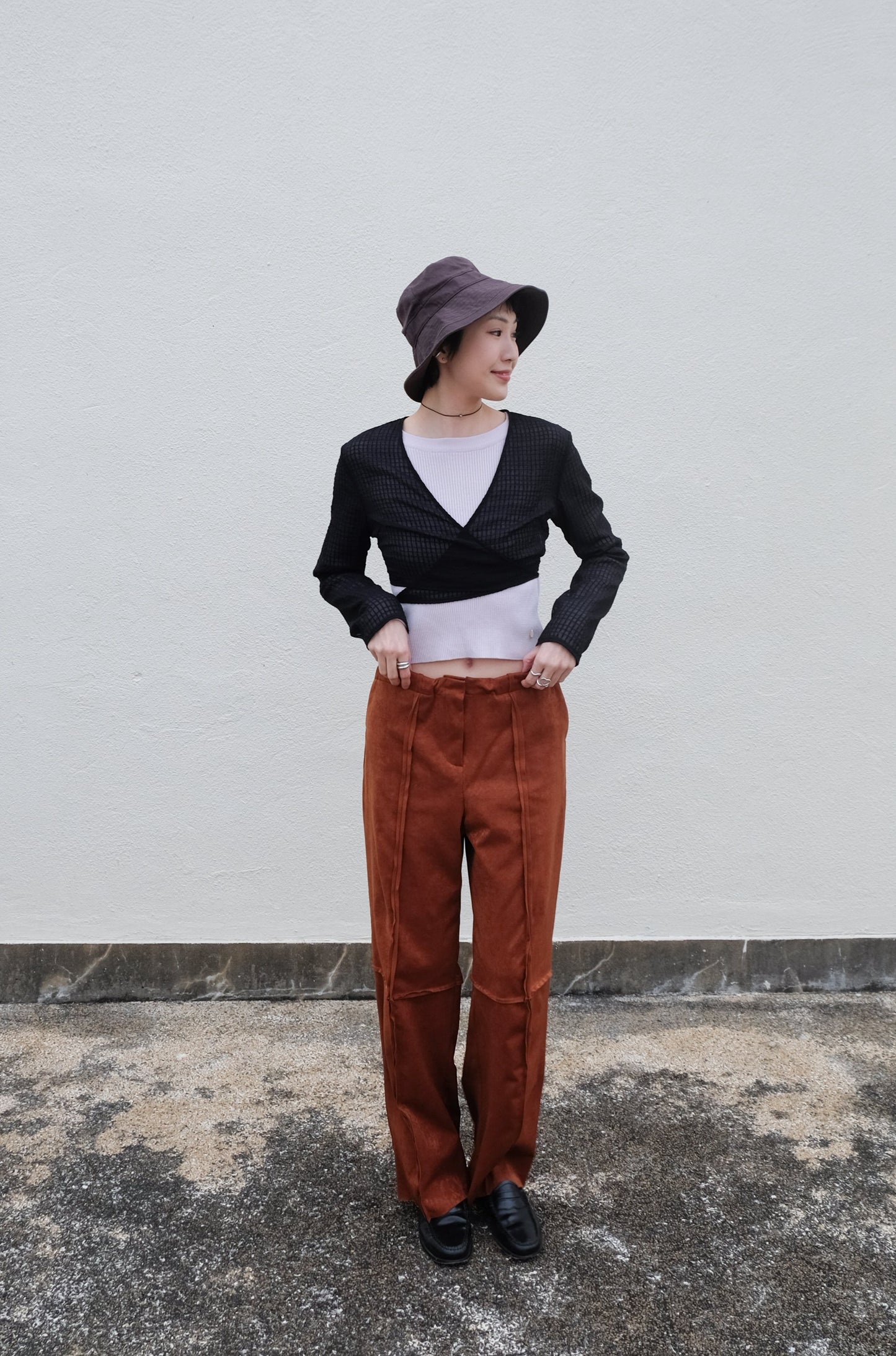 Suede Raw Trimming Pants (Camel)