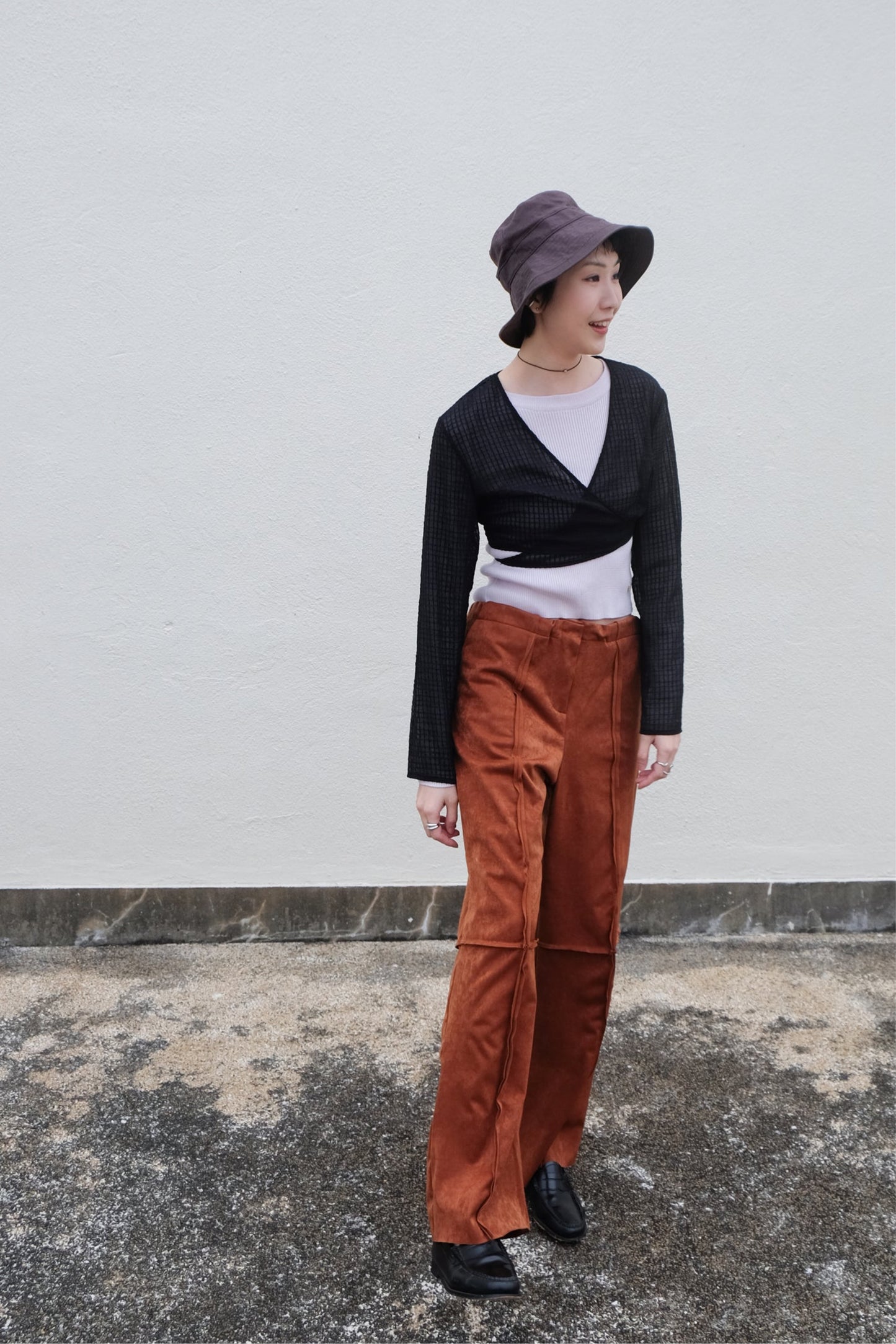 Suede Raw Trimming Pants (Camel)