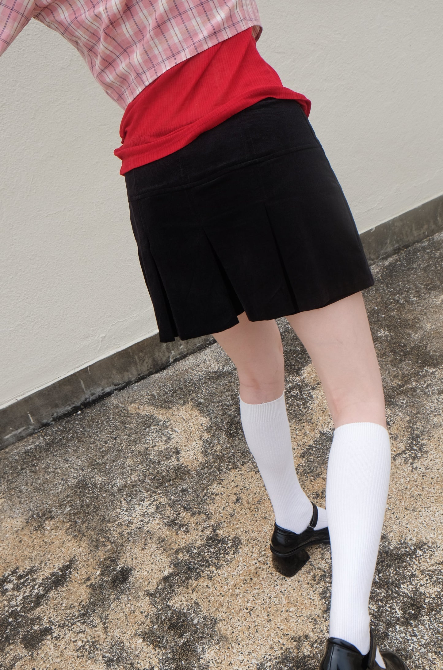 Double-layer Pleated Tennis Skorts (Black/ Camel)
