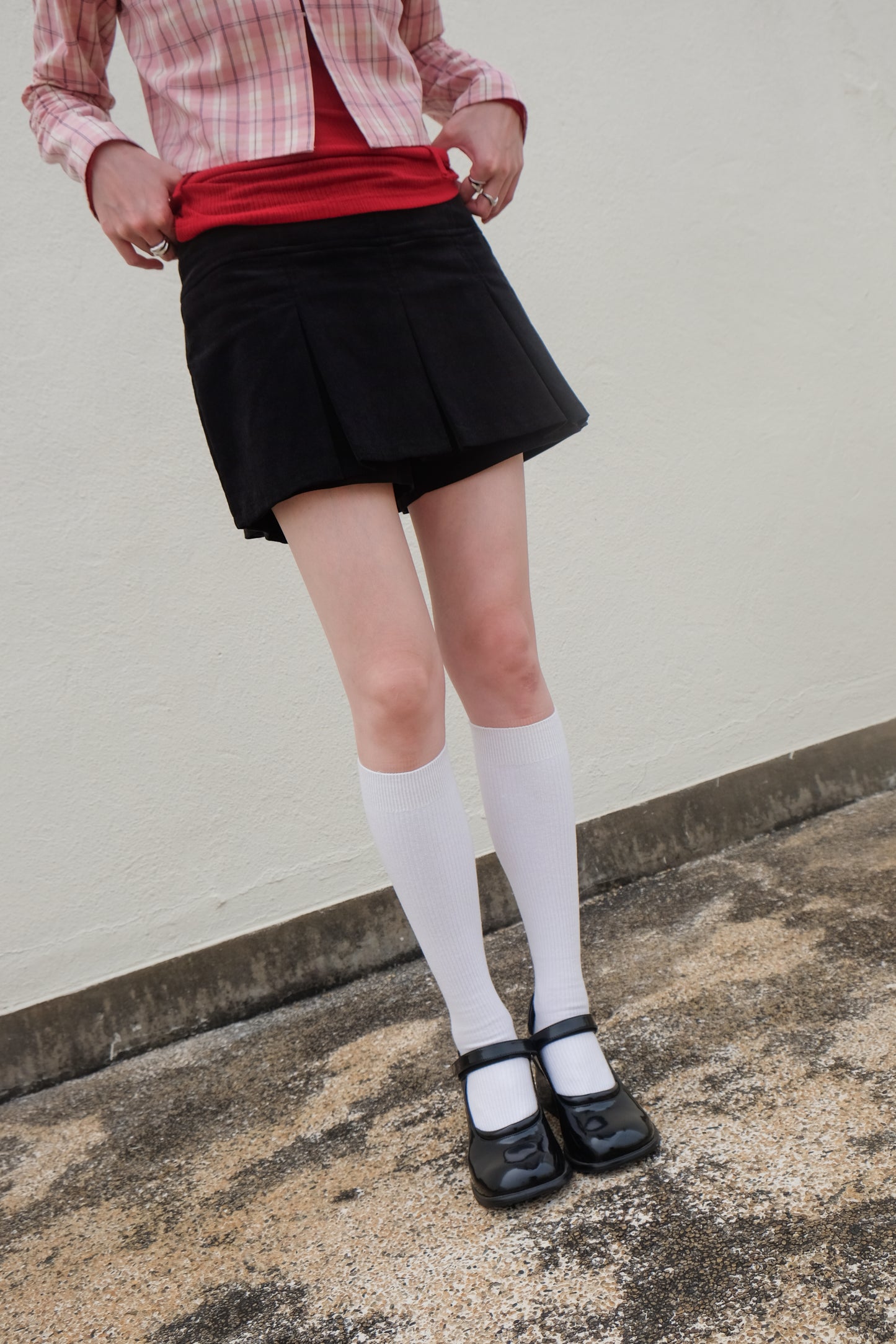 Double-layer Pleated Tennis Skorts (Black/ Camel)