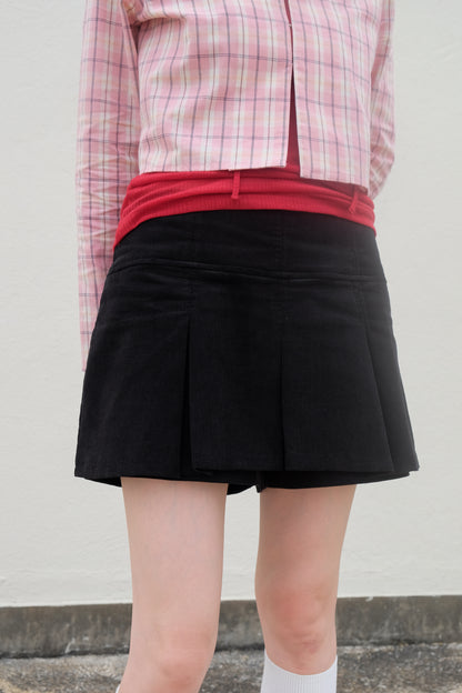 Double-layer Pleated Tennis Skorts (Black/ Camel)