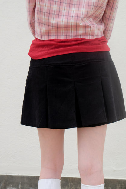 Double-layer Pleated Tennis Skorts (Black/ Camel)
