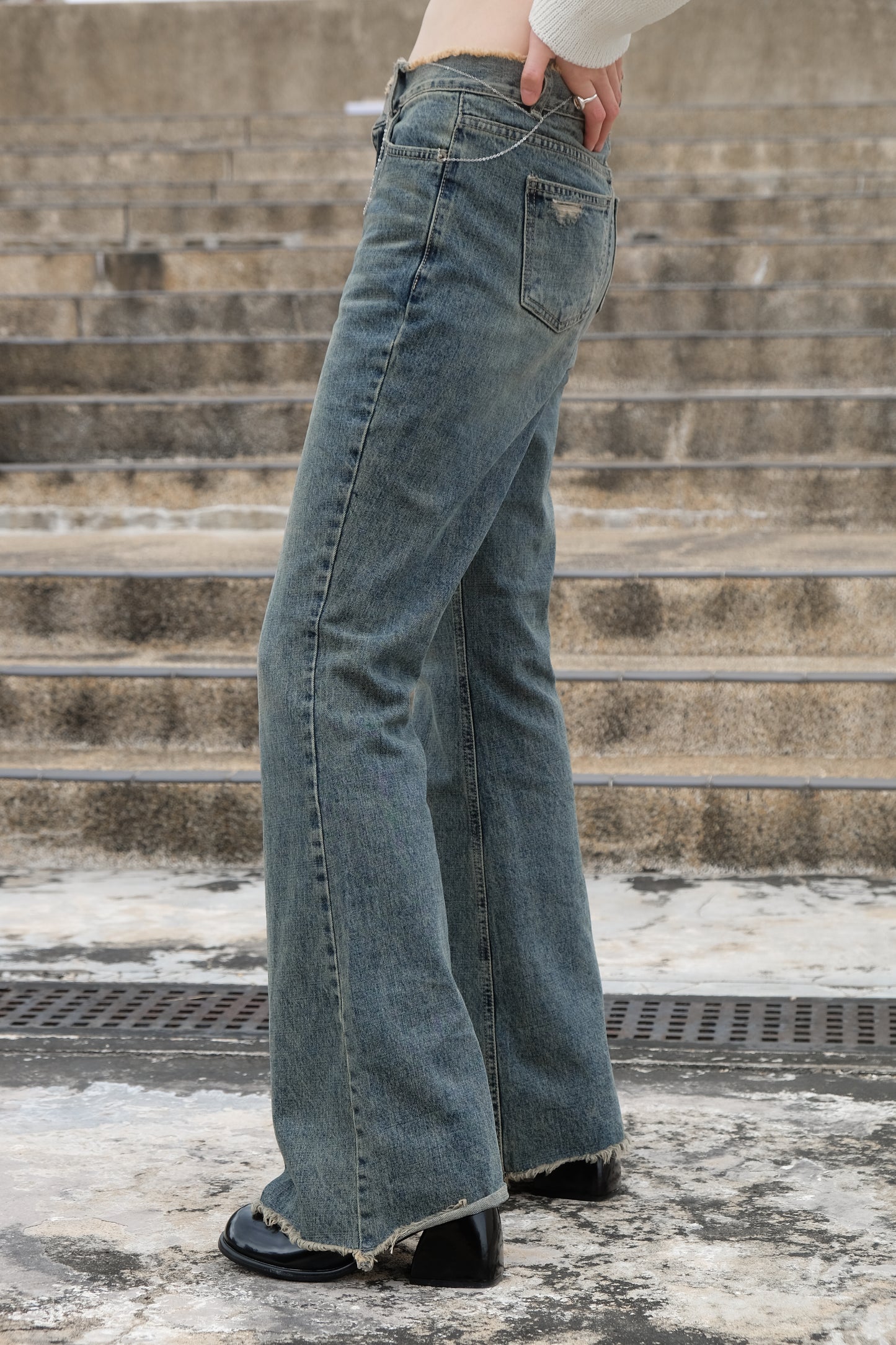"Ayumi" Retro Bootcut Washed Jeans