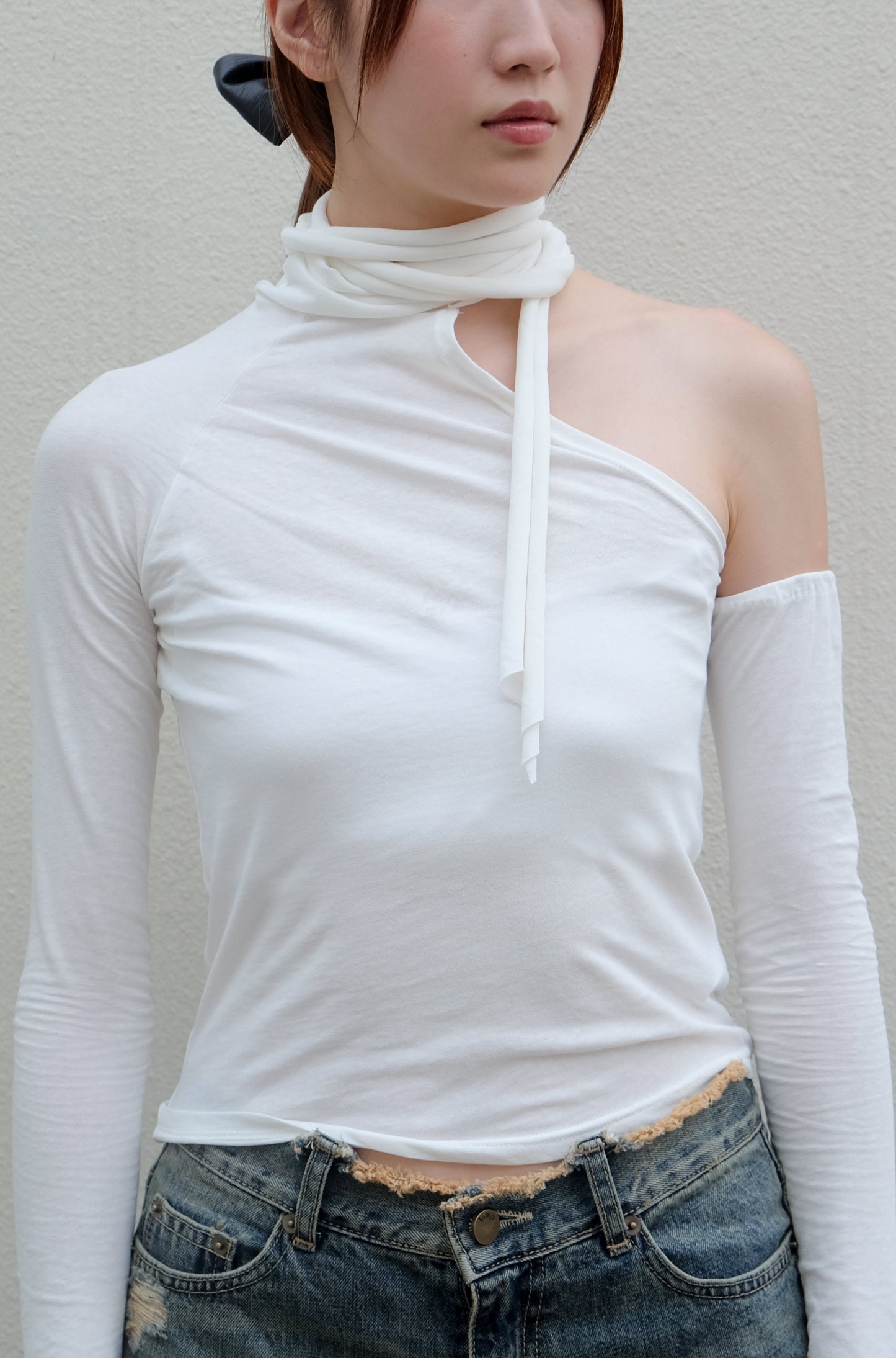 "Alexa" One-Shoulder Top (White)