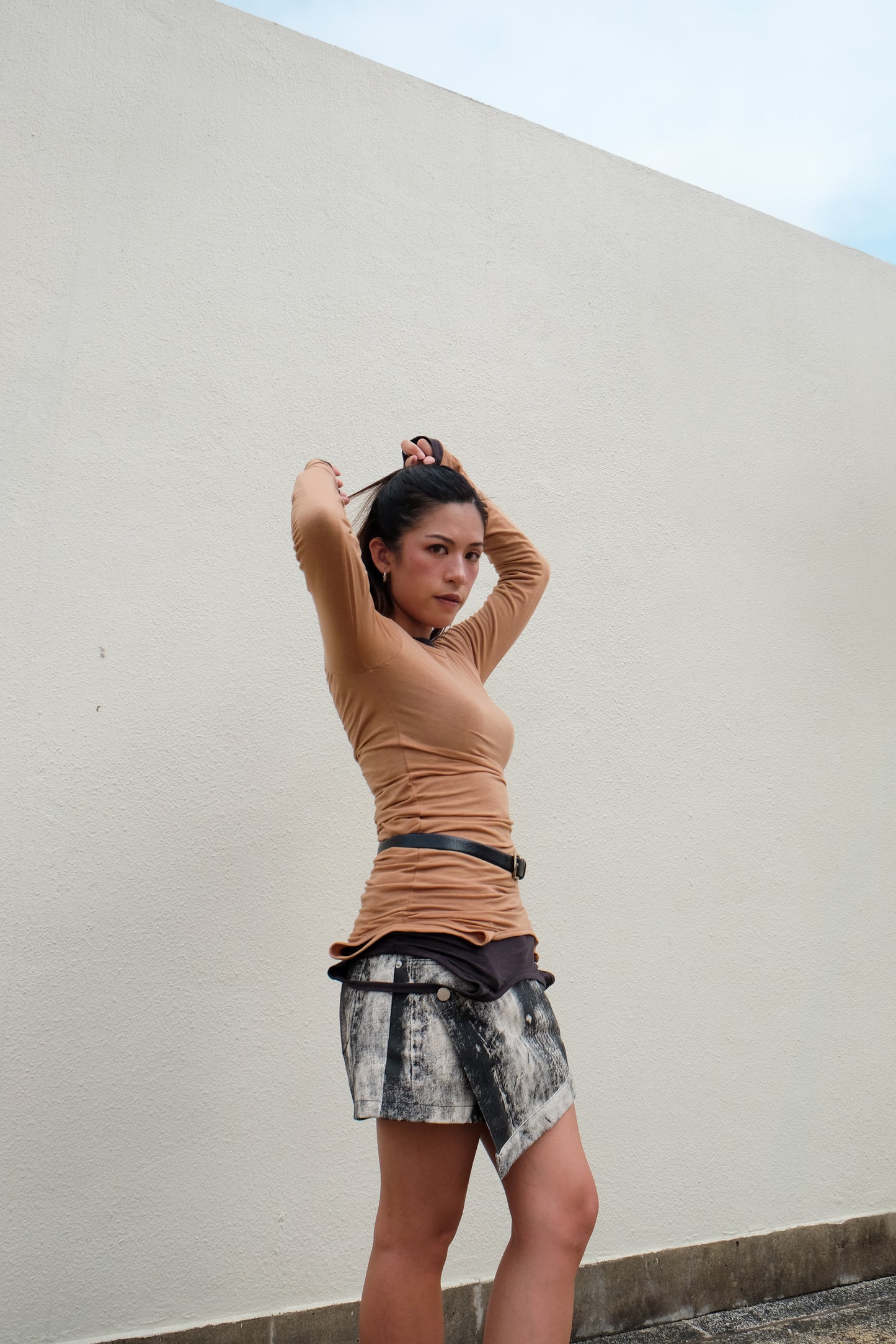 "Gemini" Two-way Layering Top (Caramel/ Charcoal/ Ivory)