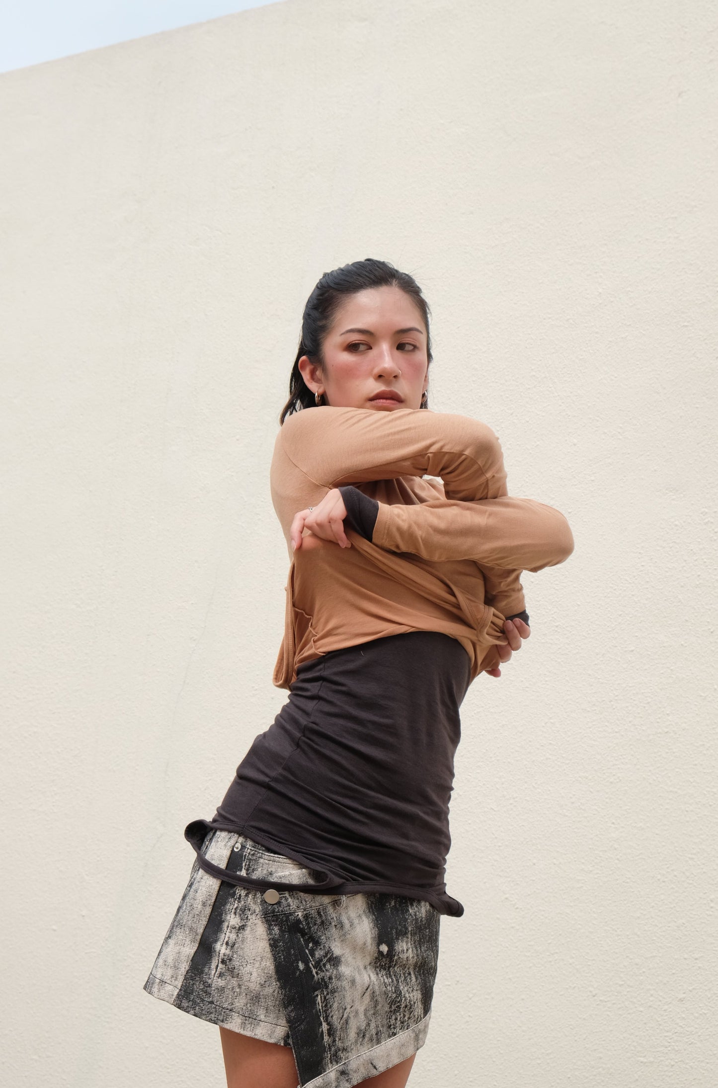 "Gemini" Two-way Layering Top (Caramel/ Charcoal/ Ivory)