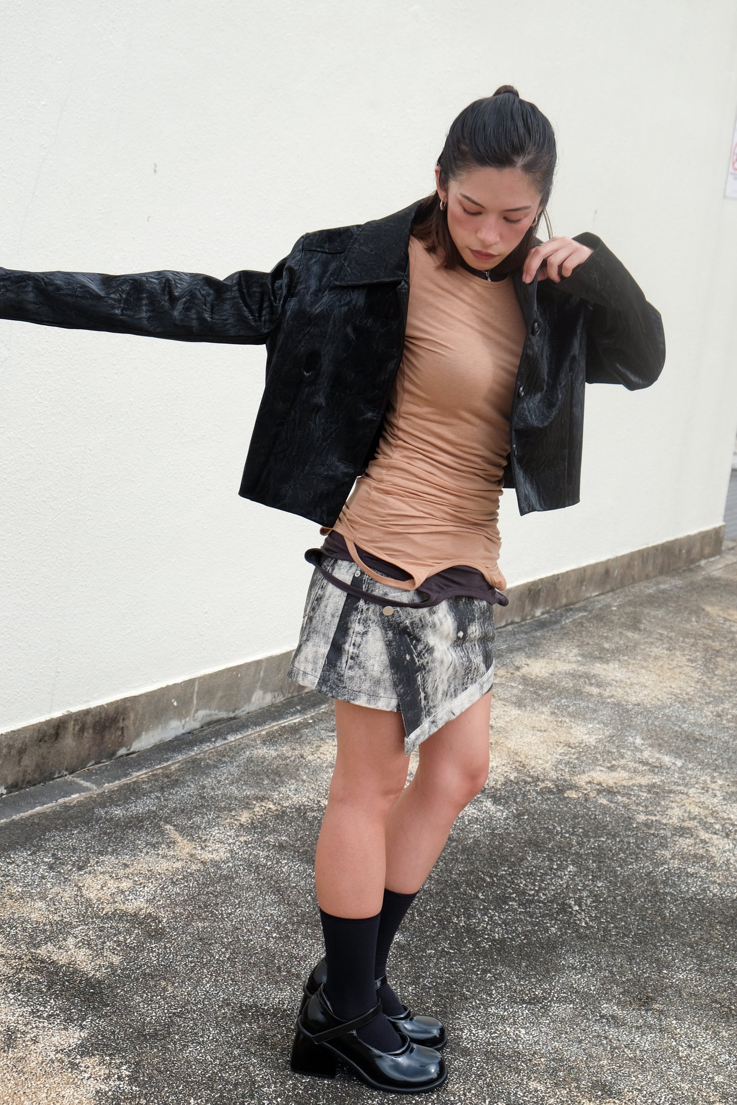 "Gemini" Two-way Layering Top (Caramel/ Charcoal/ Ivory)