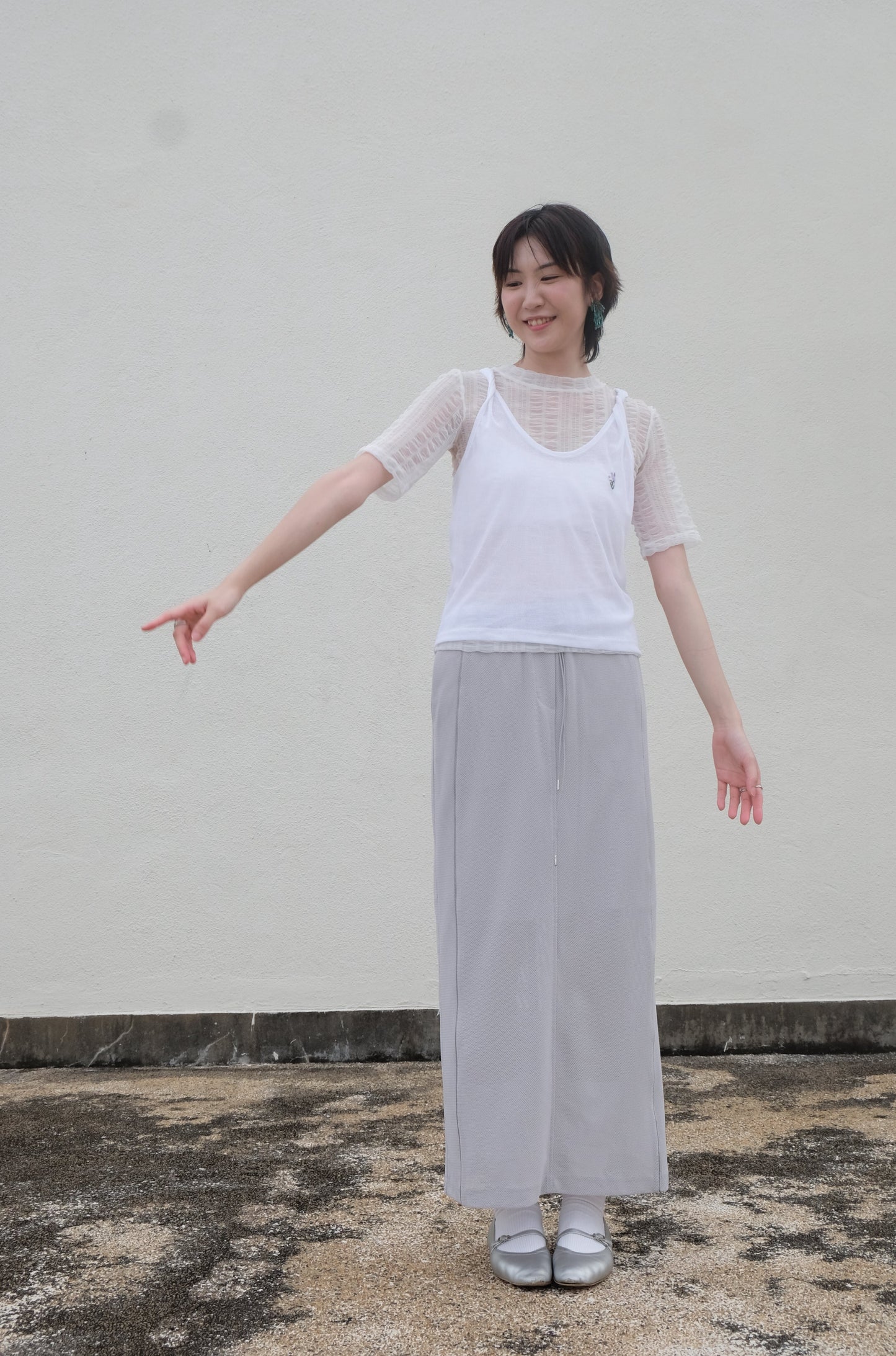 ✨推！Flower Embroidery Mesh Tank Top (White)