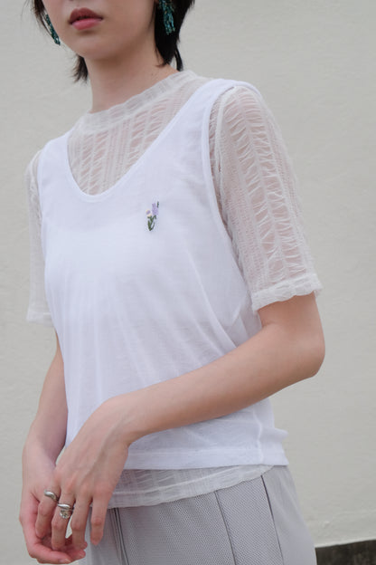 ✨推！Flower Embroidery Mesh Tank Top (White)