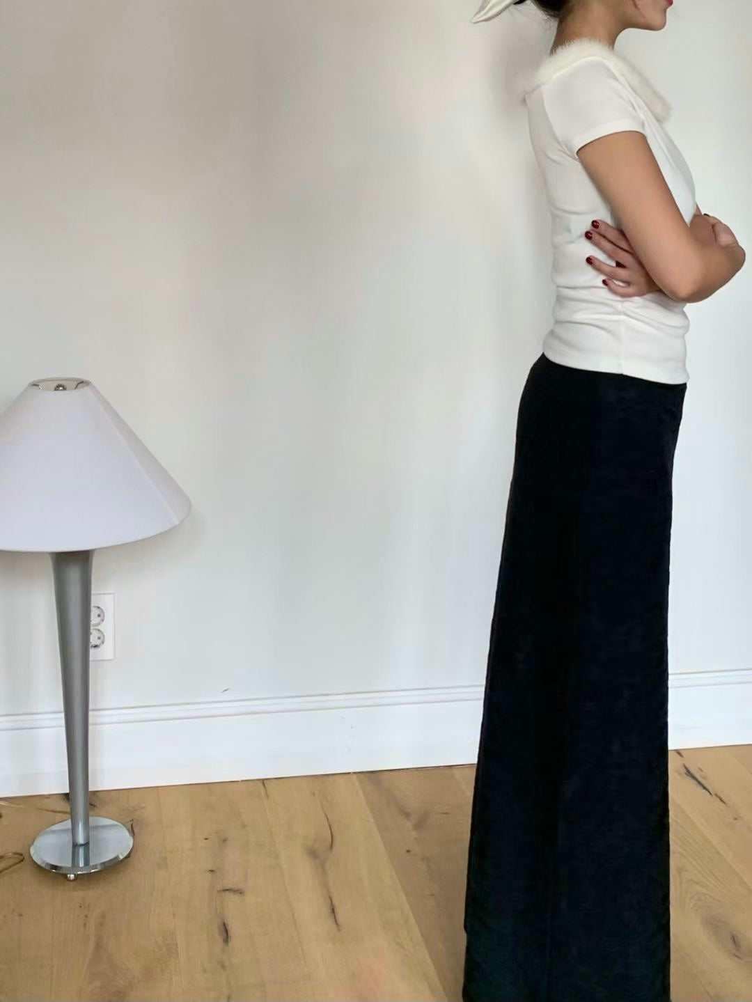 “La Belle" Furry Round Neck Tee (Ivory)