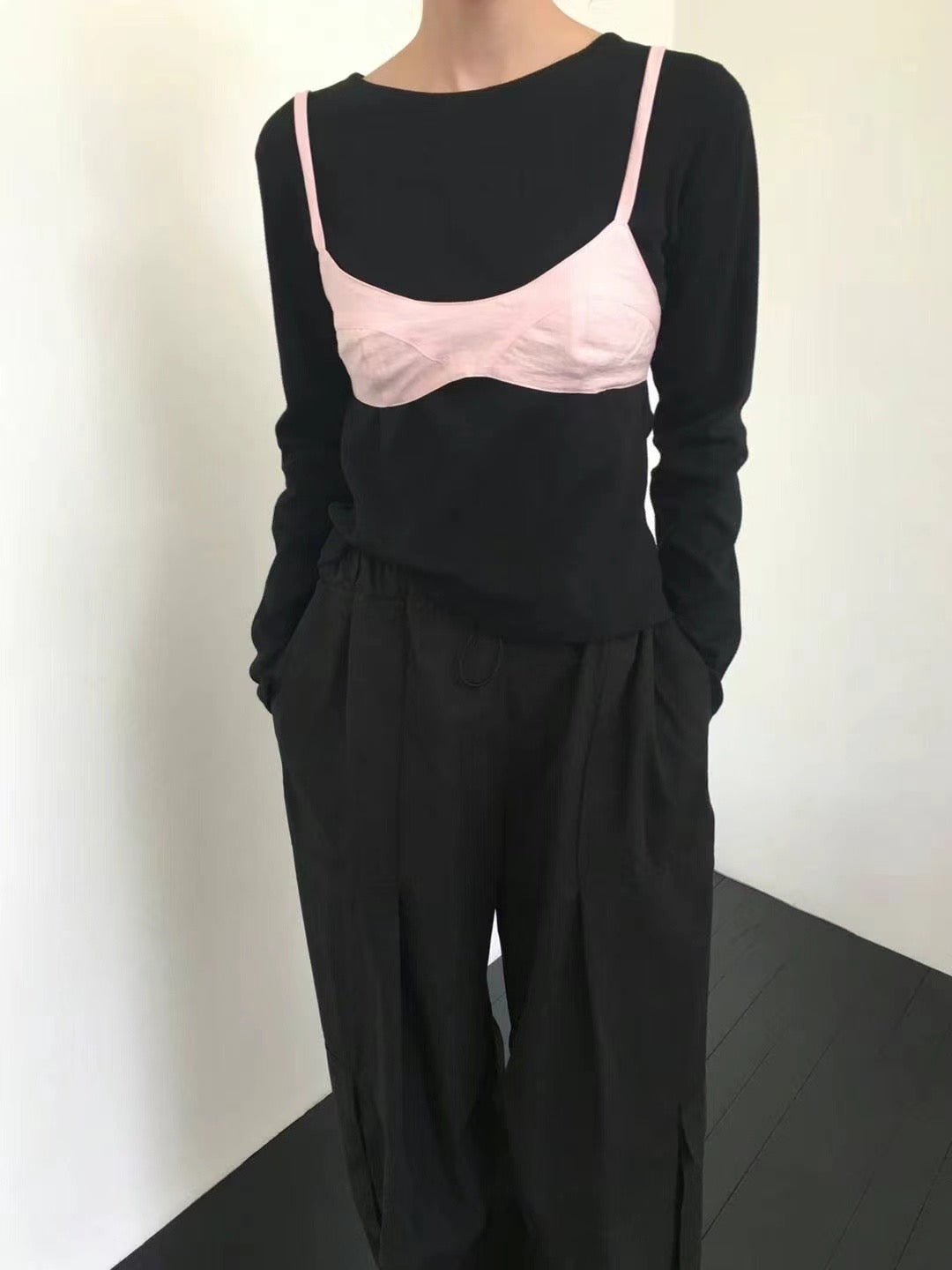 ✨推！"Kiki" Strappy Bra Top (Black/ Grey/ Pink)