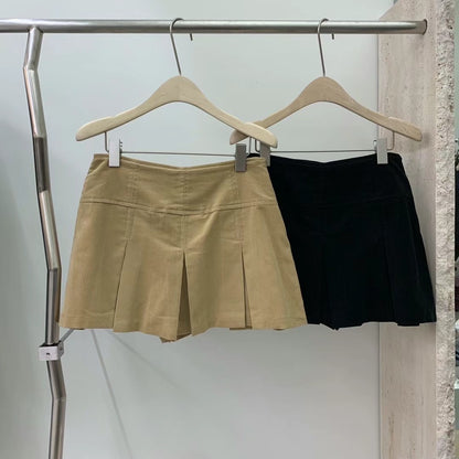 Double-layer Pleated Tennis Skorts (Black/ Camel)