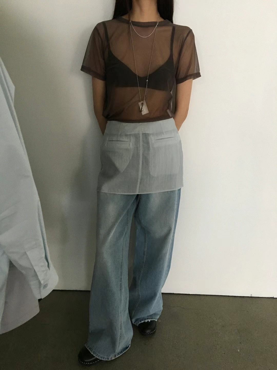 Back-open Sheer Short Sleeves