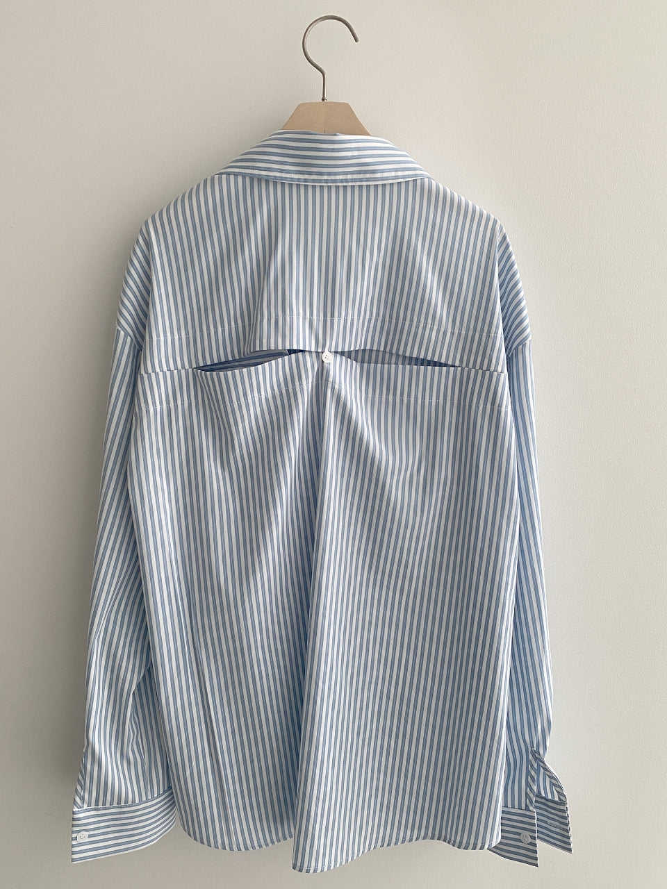 "Eyes" Cut-out Striped Summer Shirt