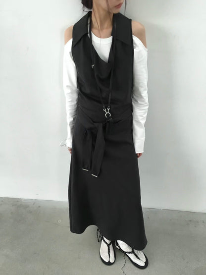 "Lou" Cut-out Shoulder Tee (White/ Grey)